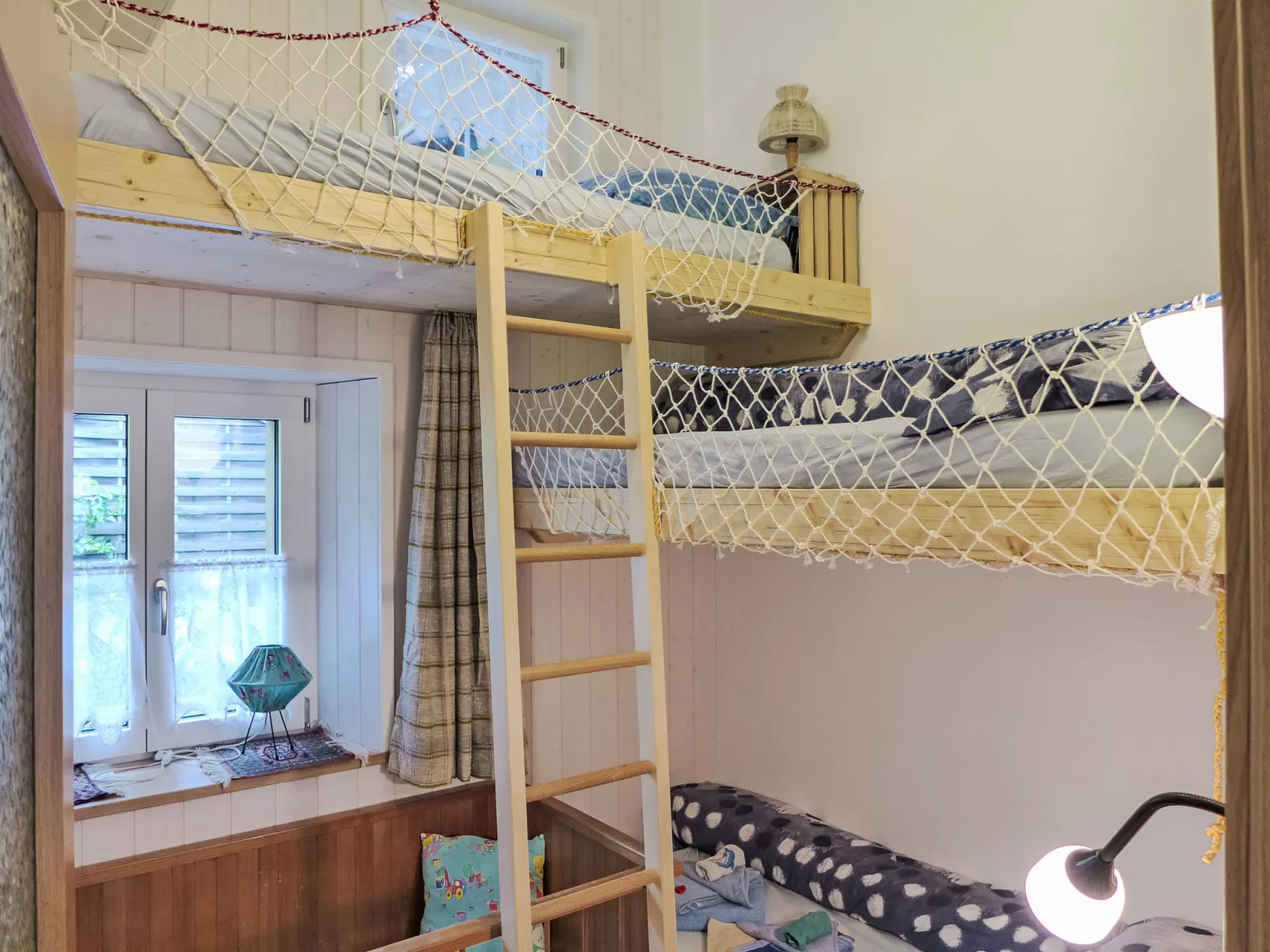 Beim Thor Gross-Binnen