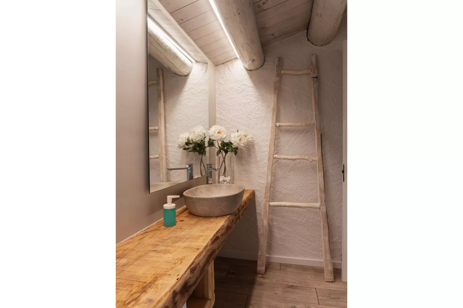 El Racó d'Espunyes-Badkamer