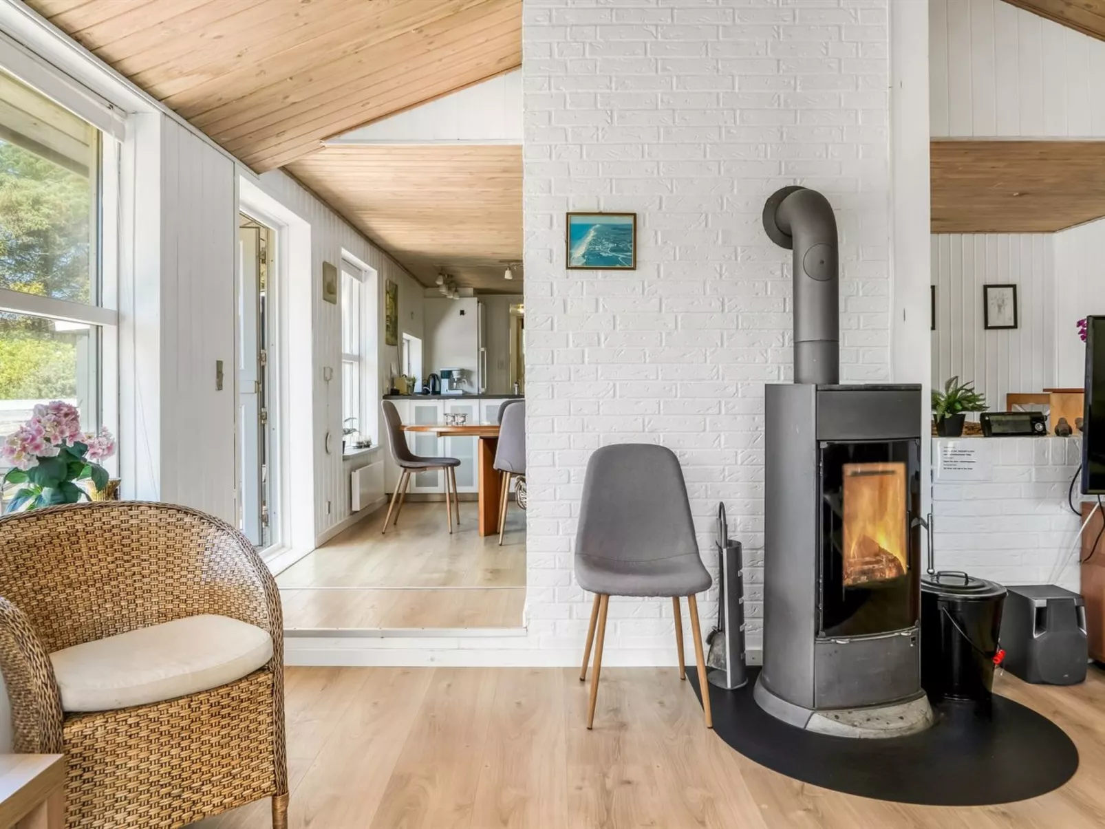 "Vilhelmiina" - 350m from the sea-Binnen