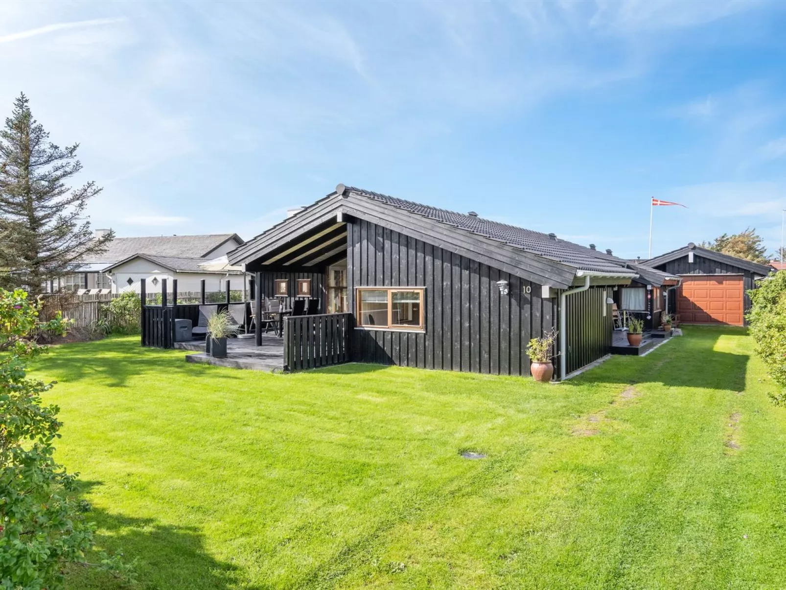 "Friderike" - 200m from the sea-Buiten