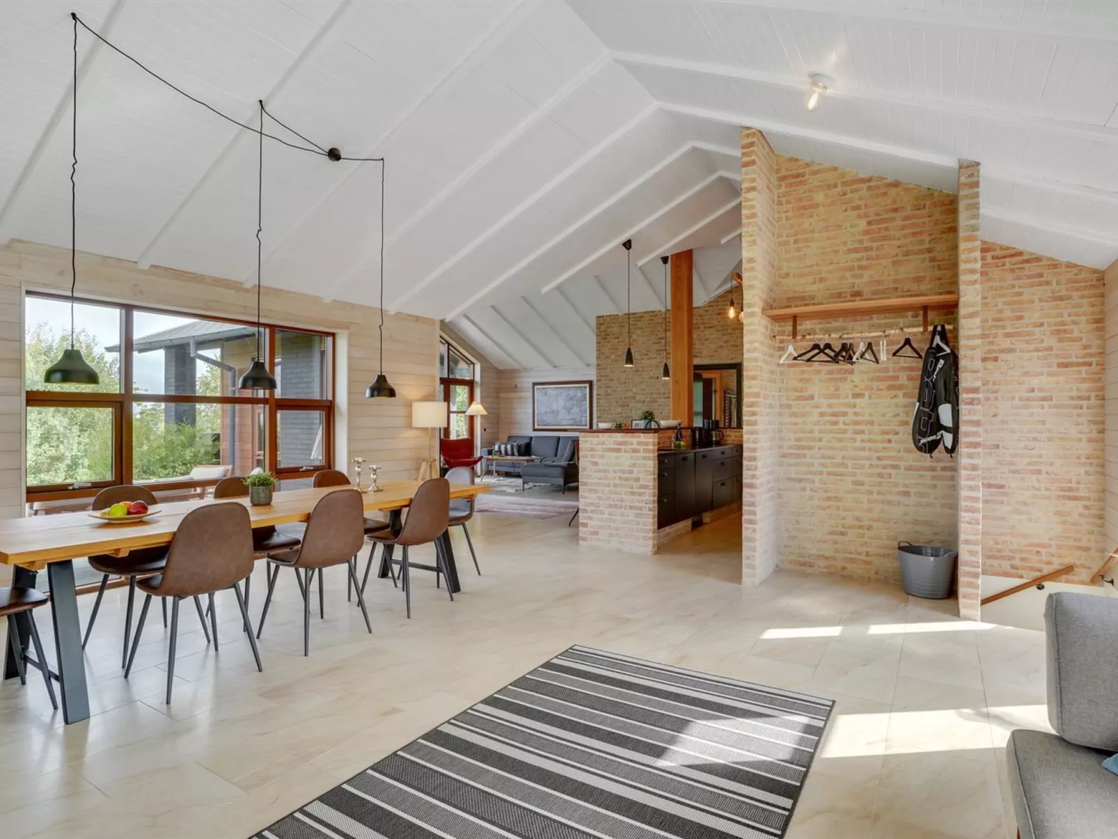 "Andri" - 600m to the fjord-Binnen