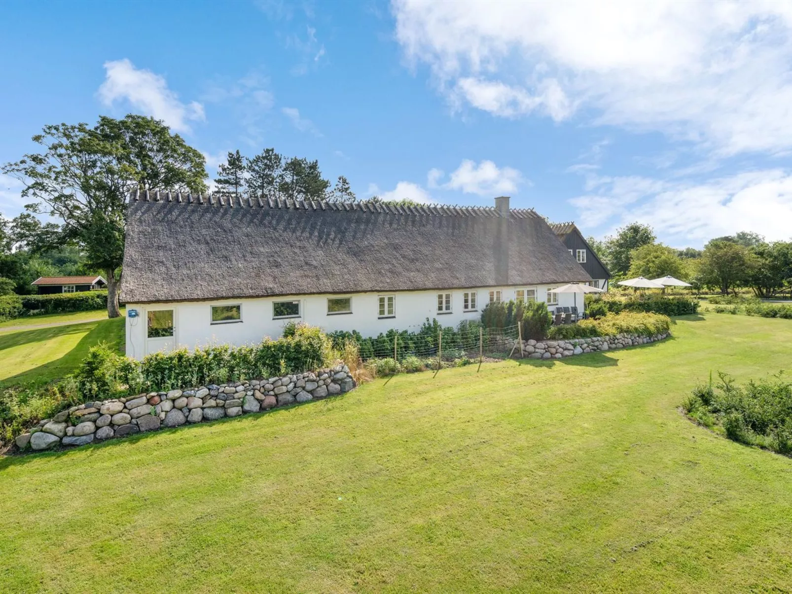 "Margareta" - 250m to the fjord-Buiten