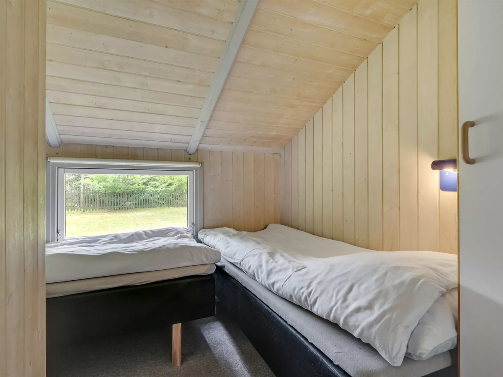 "Joakim" - 350m from the sea-Binnen