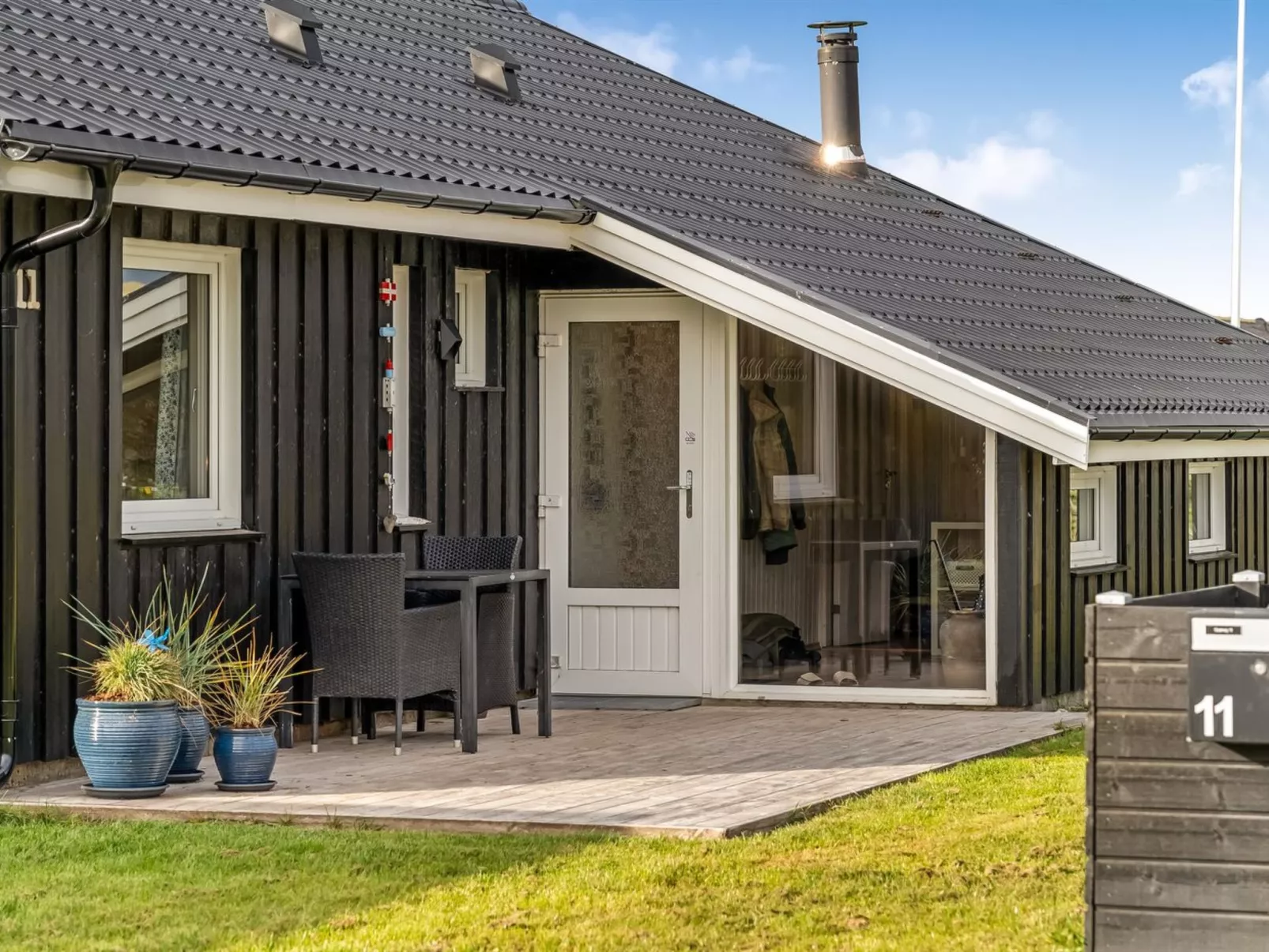 "Raadengaard" - 400m from the sea-Buiten