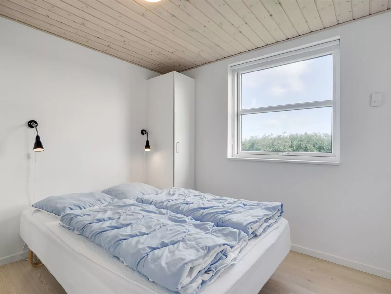 "Vitori" - 800m from the sea-Binnen