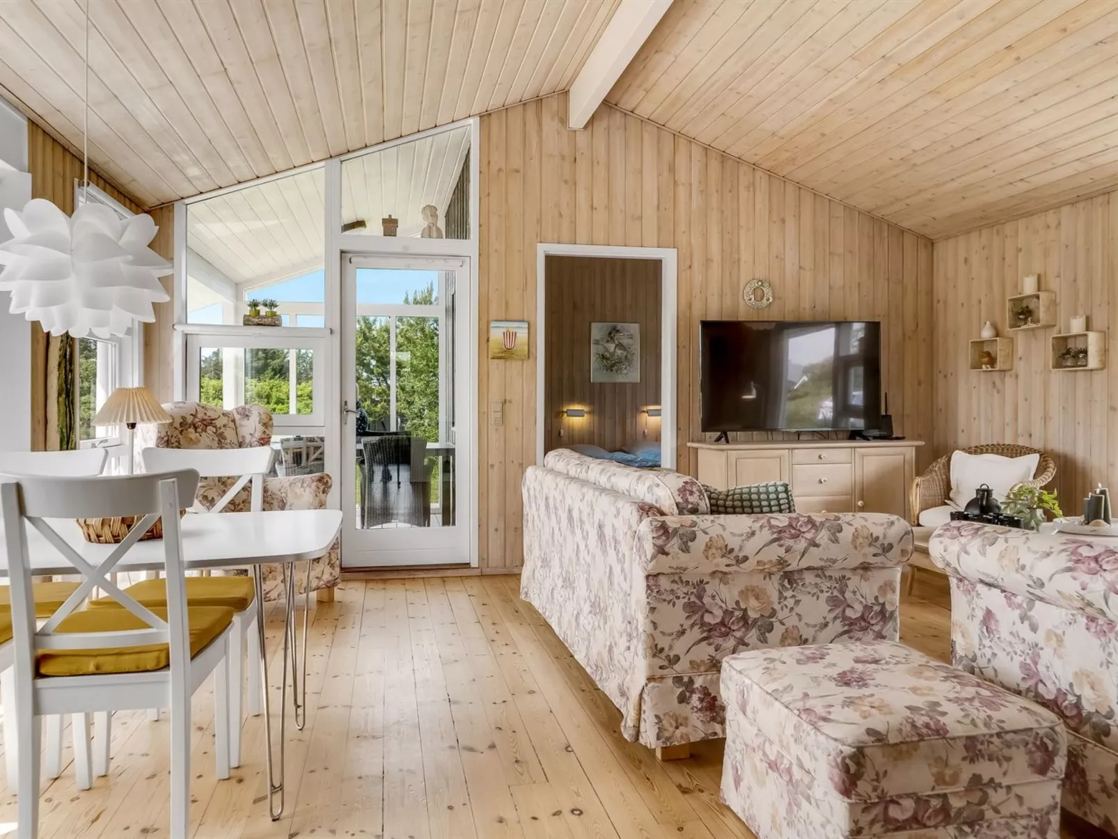 "Klakke" - 900m from the sea-Binnen