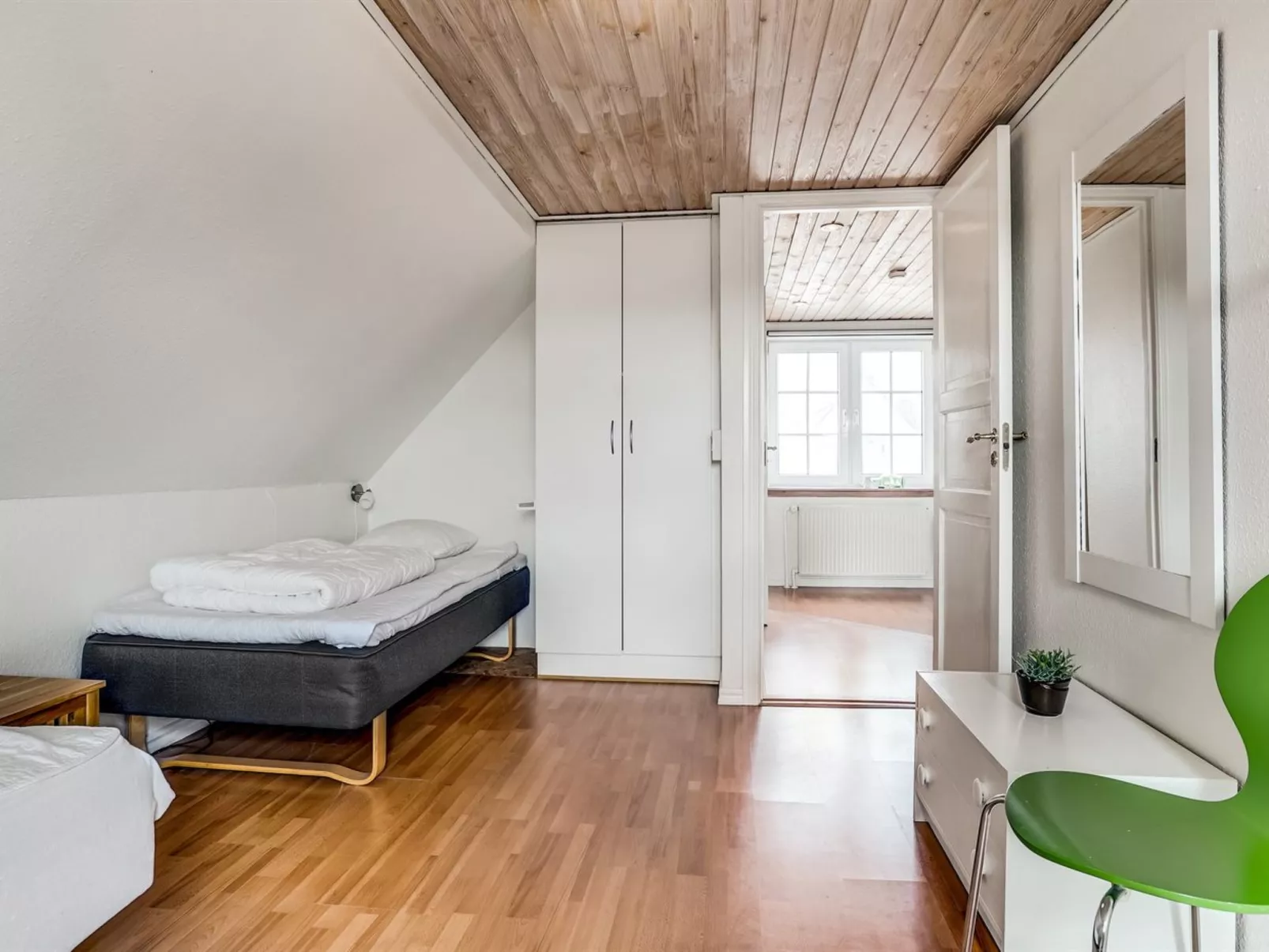 "Adelina" - 500m from the sea-Binnen