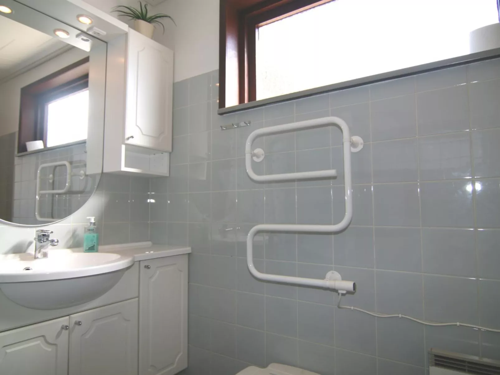 "Sophine" - 50m from the sea-Binnen