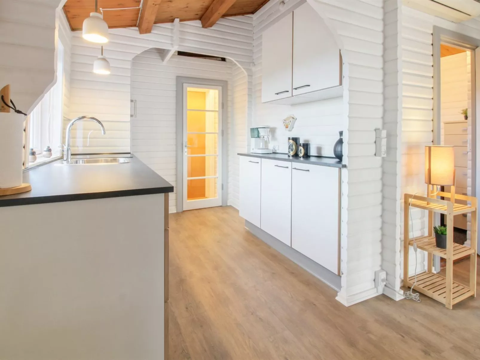 "Hendrine" - 500m from the sea-Binnen