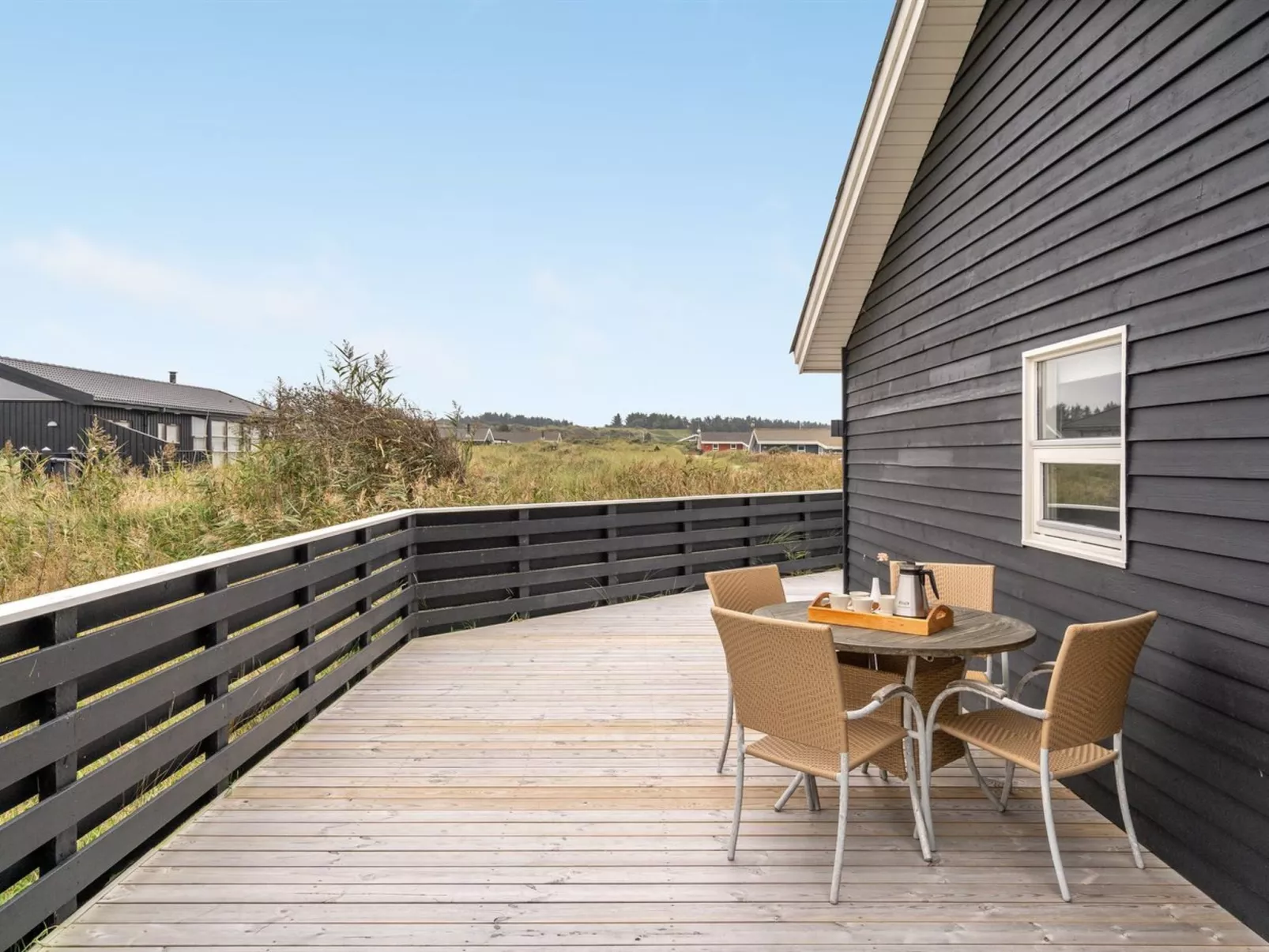 "Clarissa" - 300m from the sea-Buiten