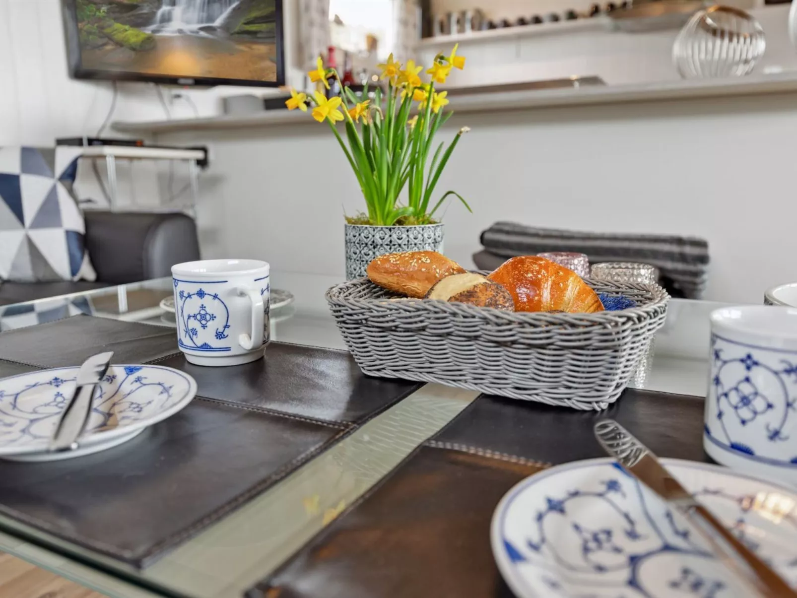 "Bondi" - 150m from the sea-Binnen