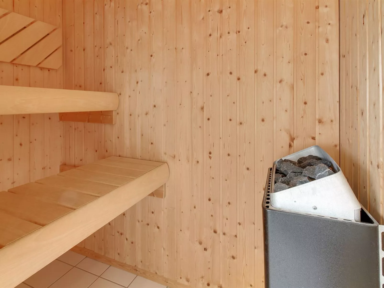 "Tähti" -  from the sea-Binnen