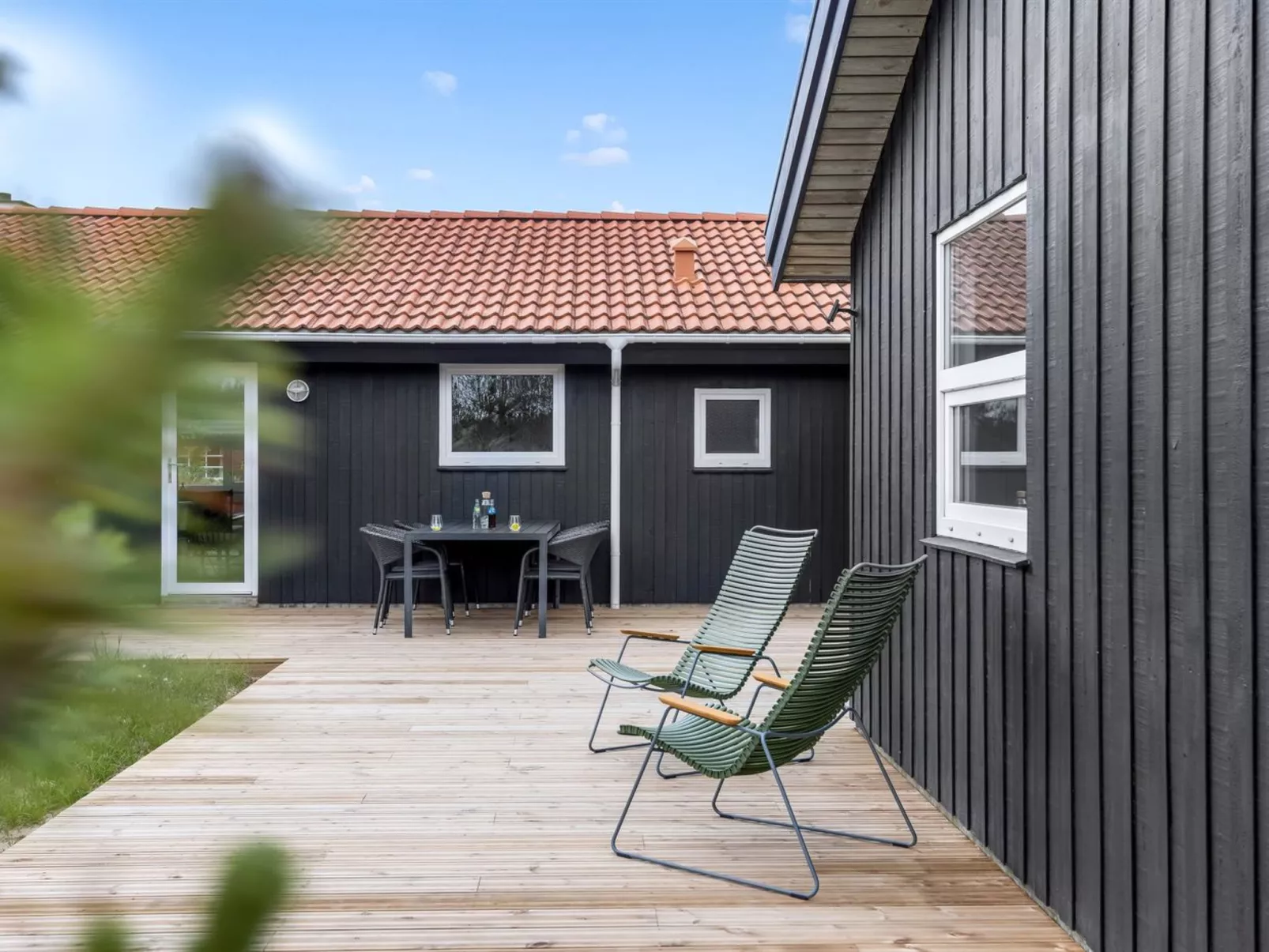 "Antto" - 900m from the sea-Buiten