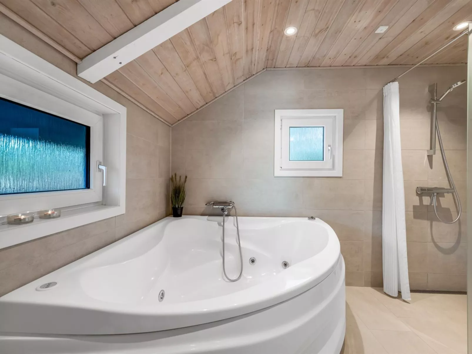 "Yuma" - 1km from the sea-Binnen