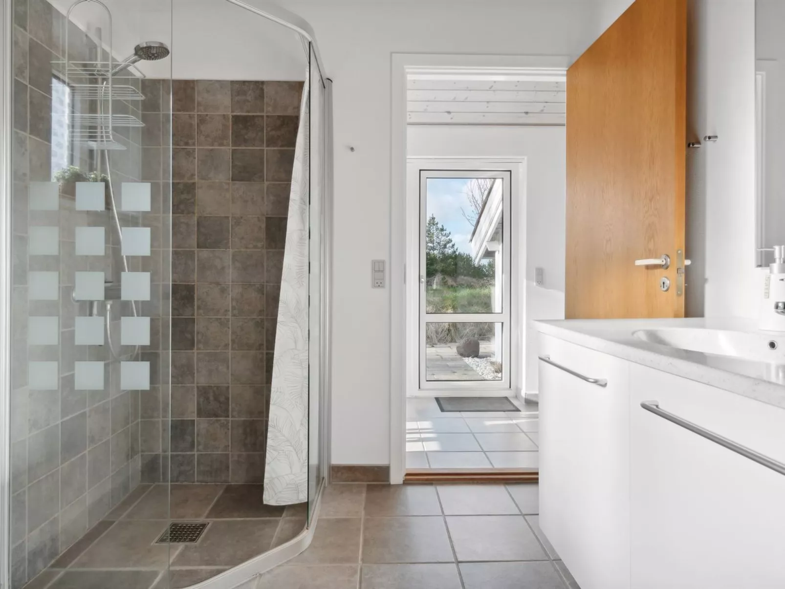 "Biriel" - 1km from the sea-Binnen