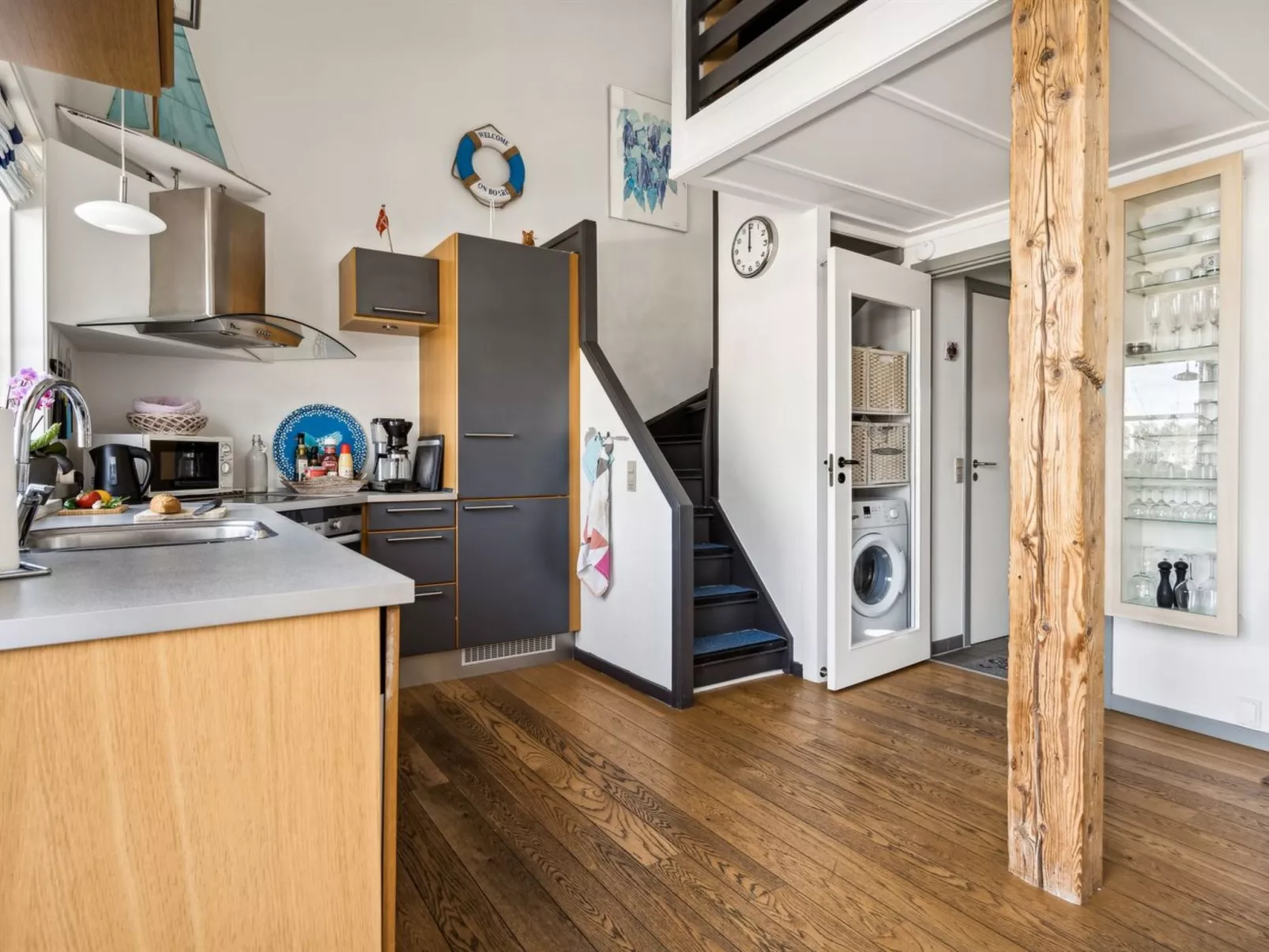 "Alet" - 2m from the sea-Binnen