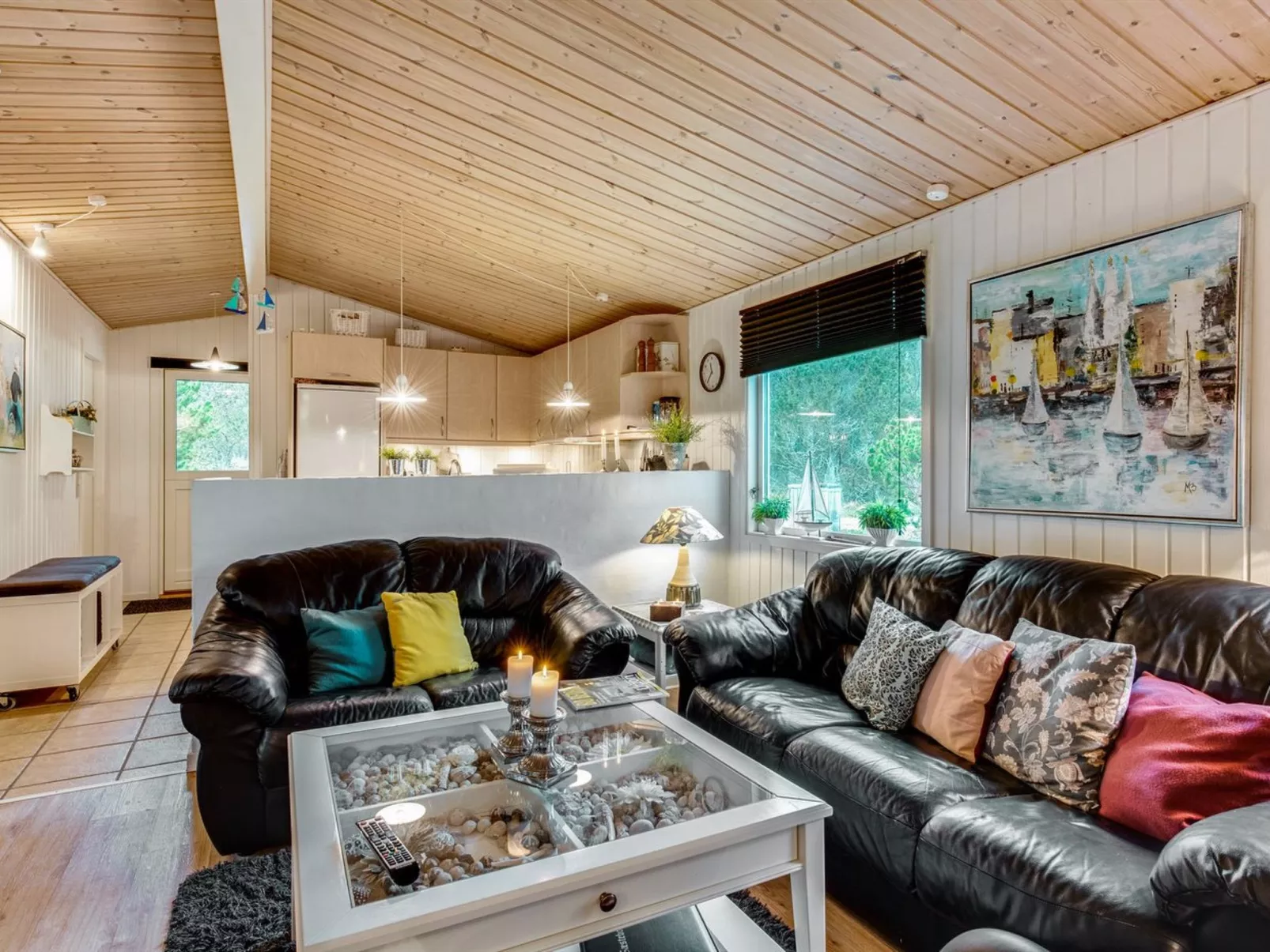 "Emeline" - 1.7km from the sea-Binnen