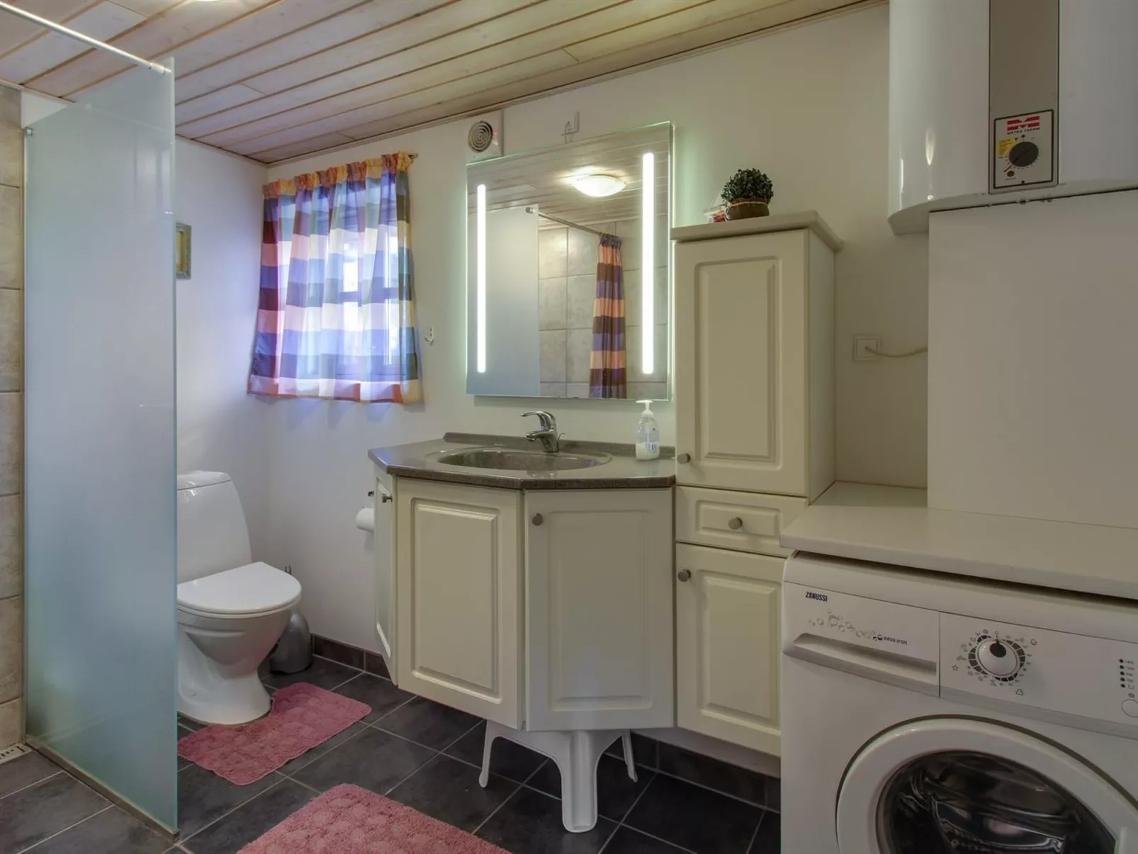 "Marja" - 1.3km from the sea-Binnen