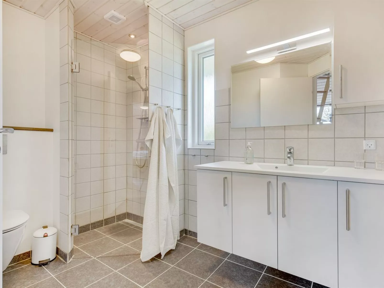 "Damiana" - 500m from the sea-Binnen