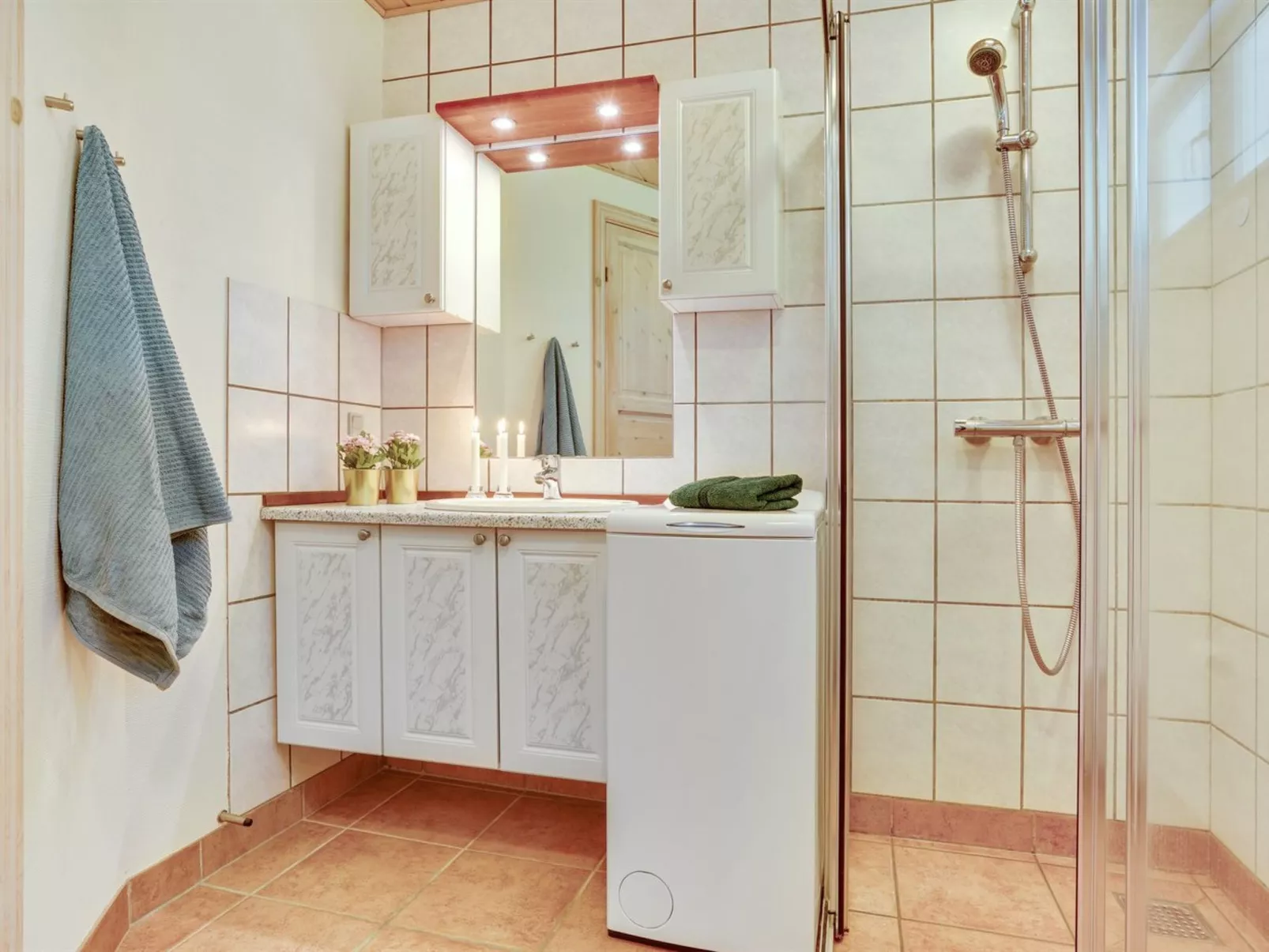 "Krister" - 250m to the fjord-Binnen