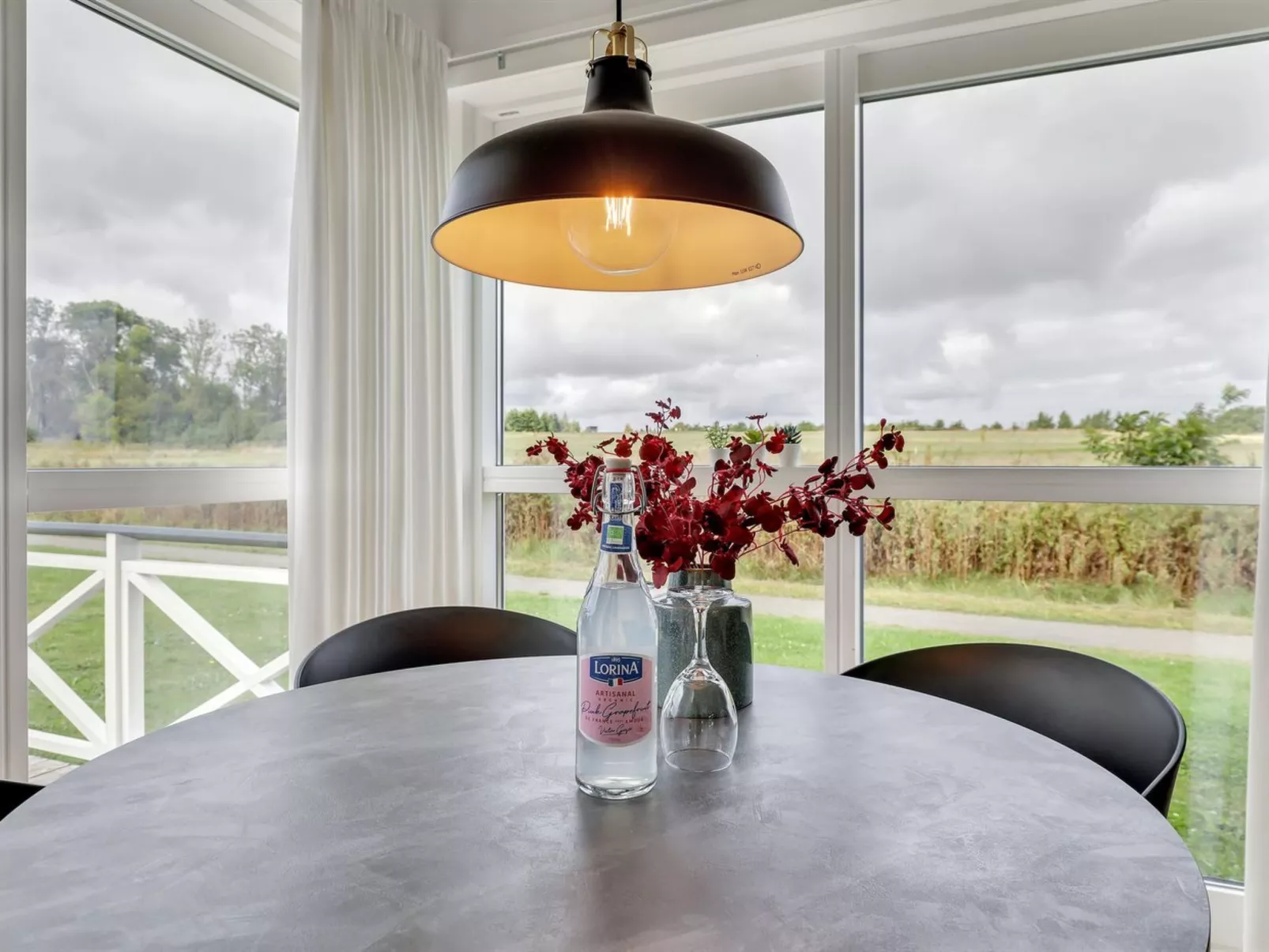 "Helemine" - 2.8km from the sea-Binnen