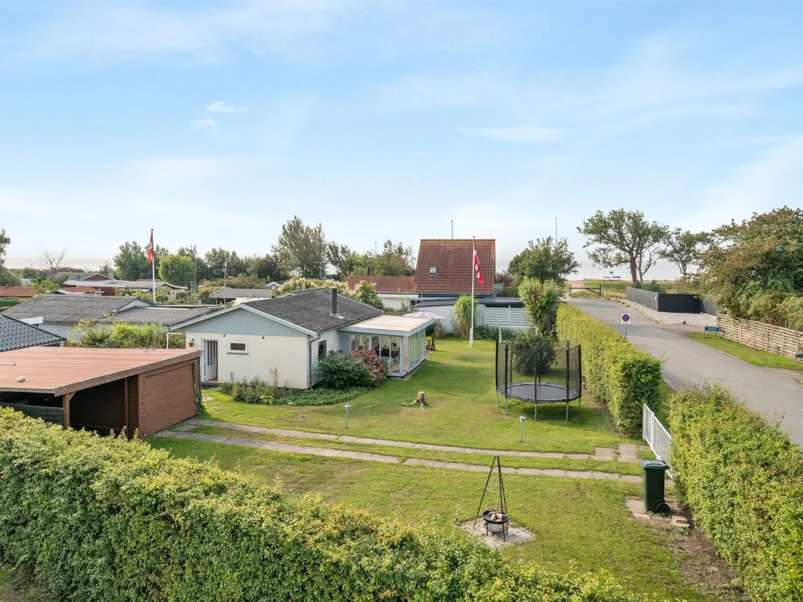 "Hattie" - 100m from the sea-Buiten