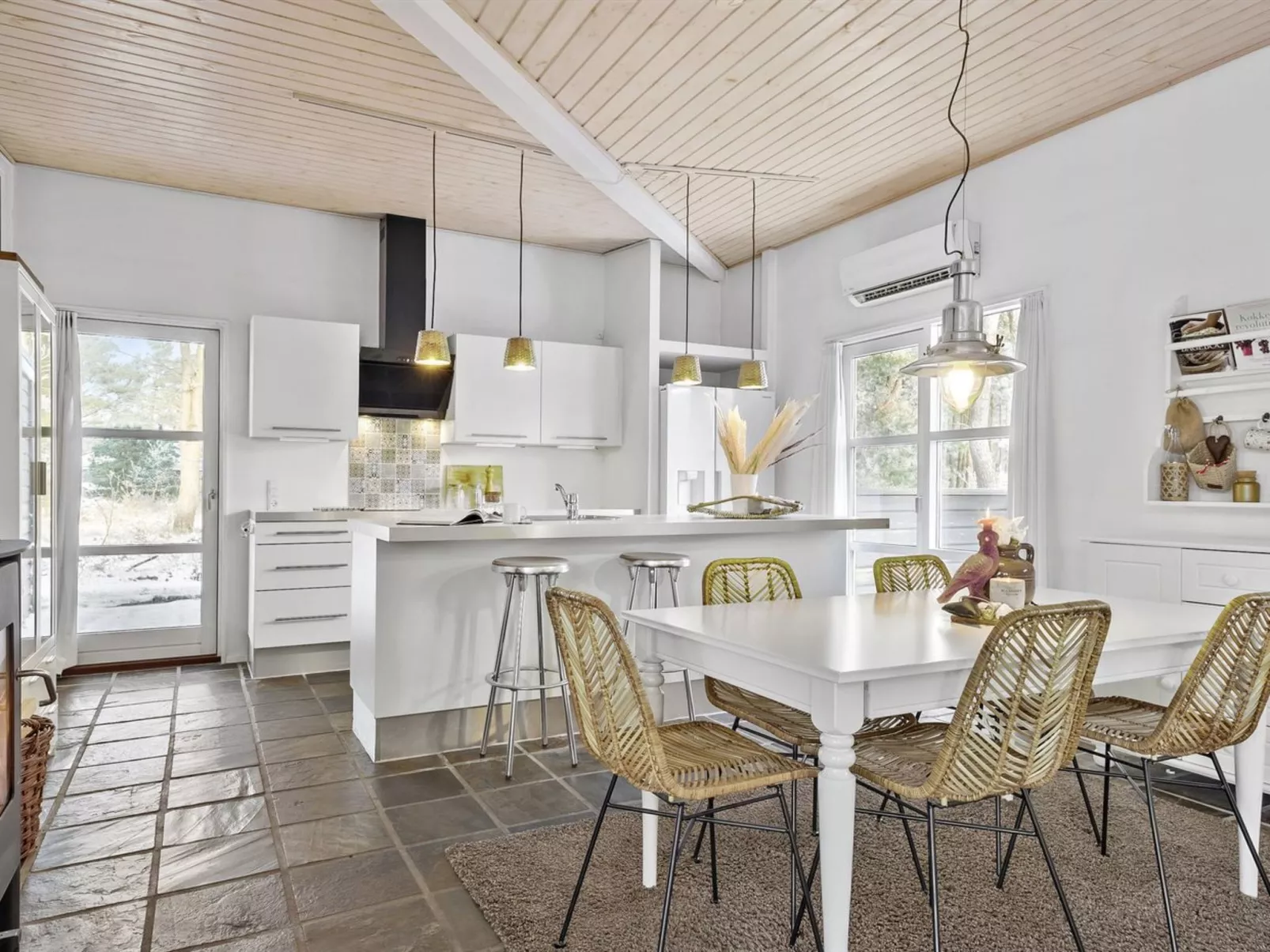 "Nele" - 400m from the sea-Binnen