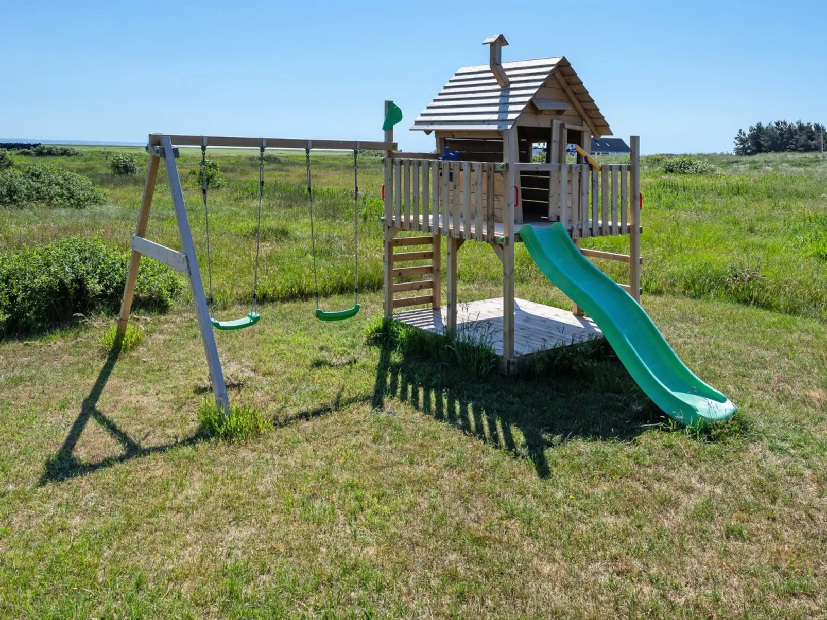 "Nanette" - 300m to the fjord-Buiten