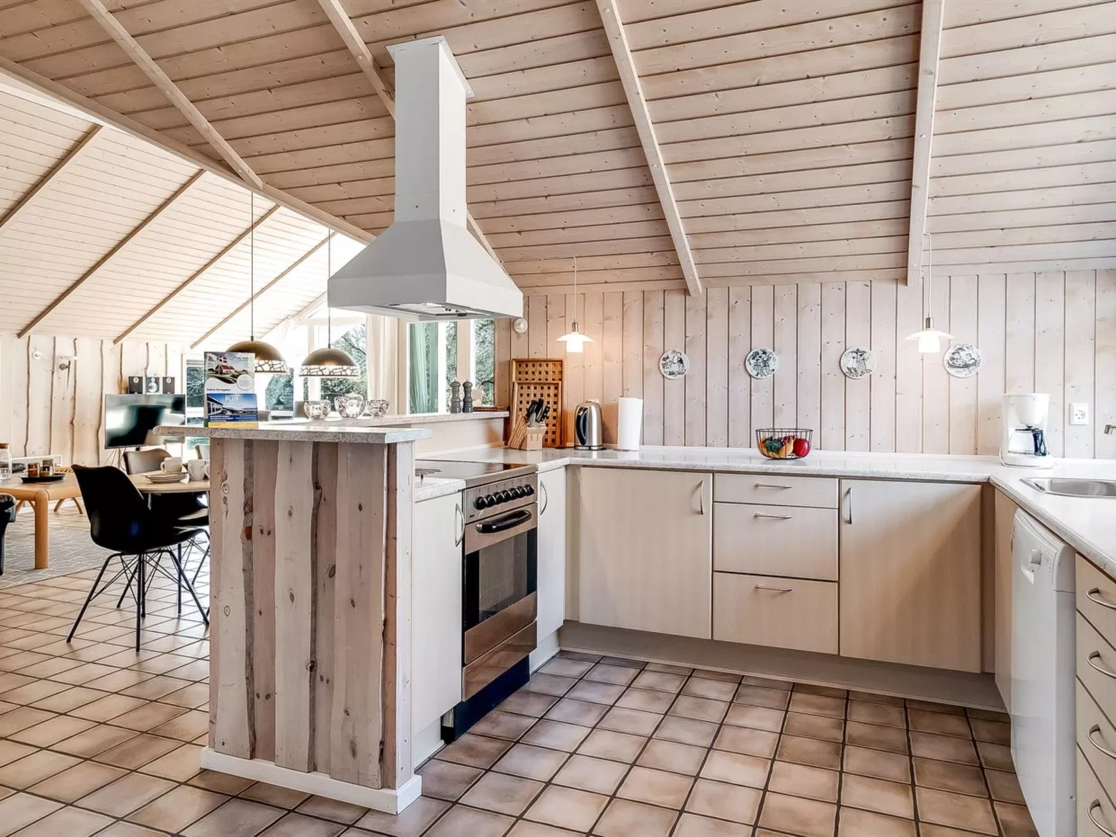 "Tovi" - 4km from the sea-Binnen