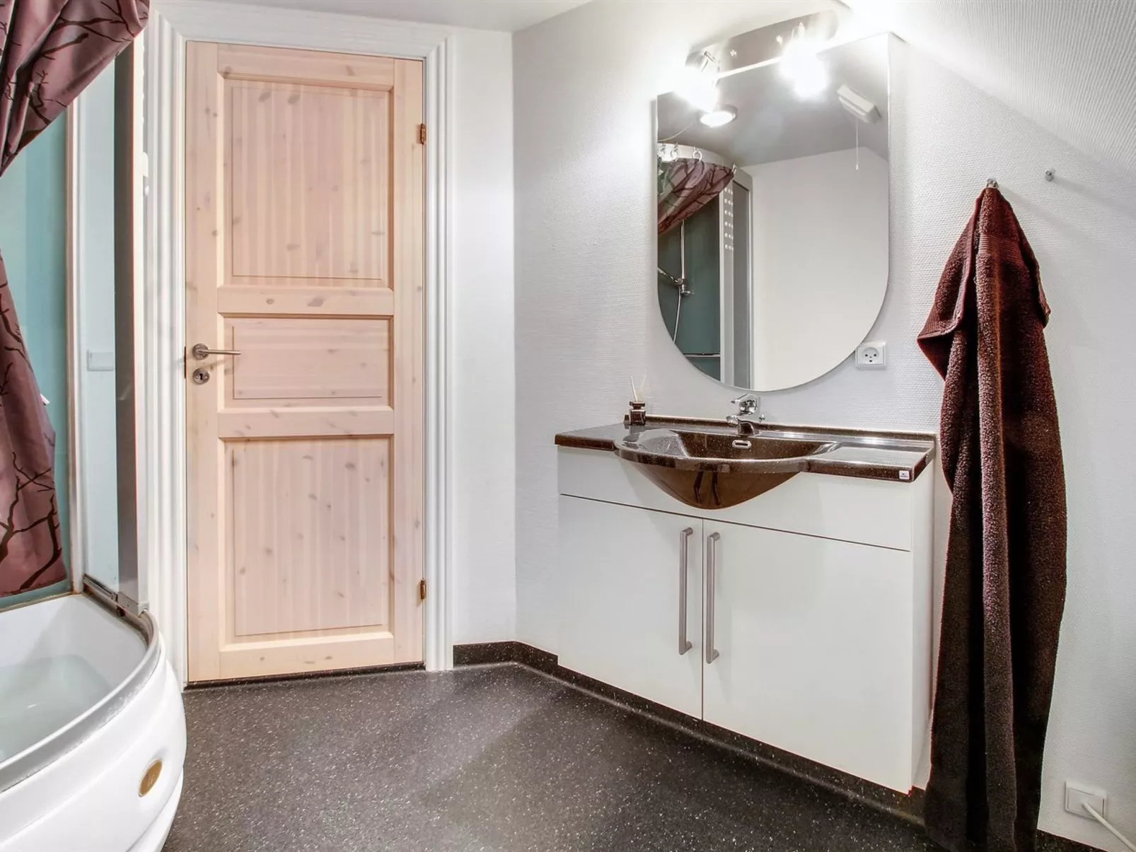 "Eda" - 3.5km from the sea-Binnen