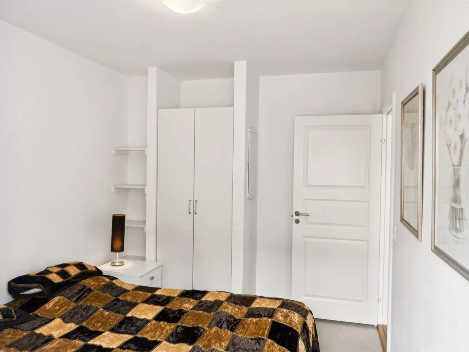 "Galia" - 2km from the sea-Binnen