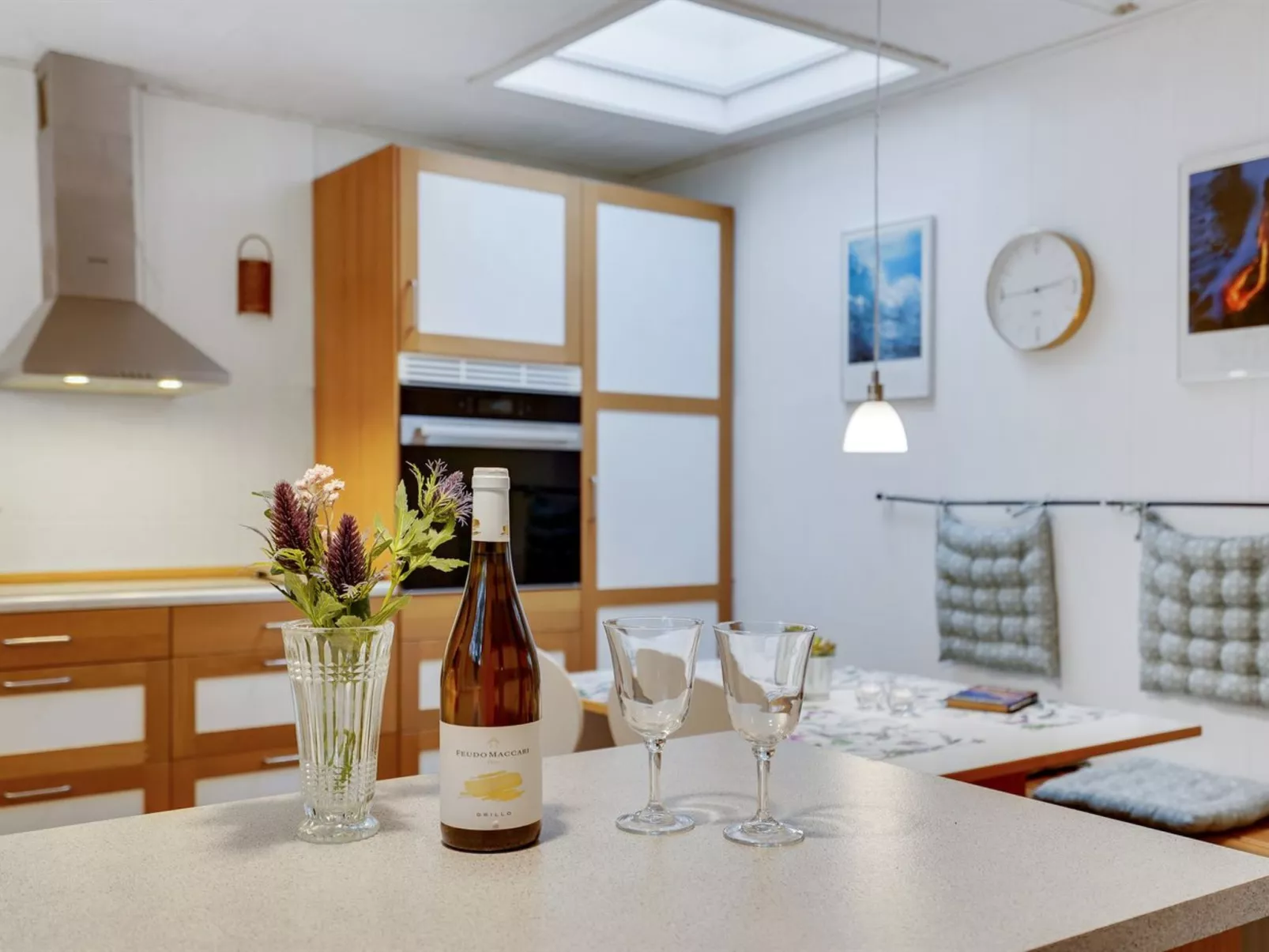 "Vogn" - 500m to the fjord-Binnen