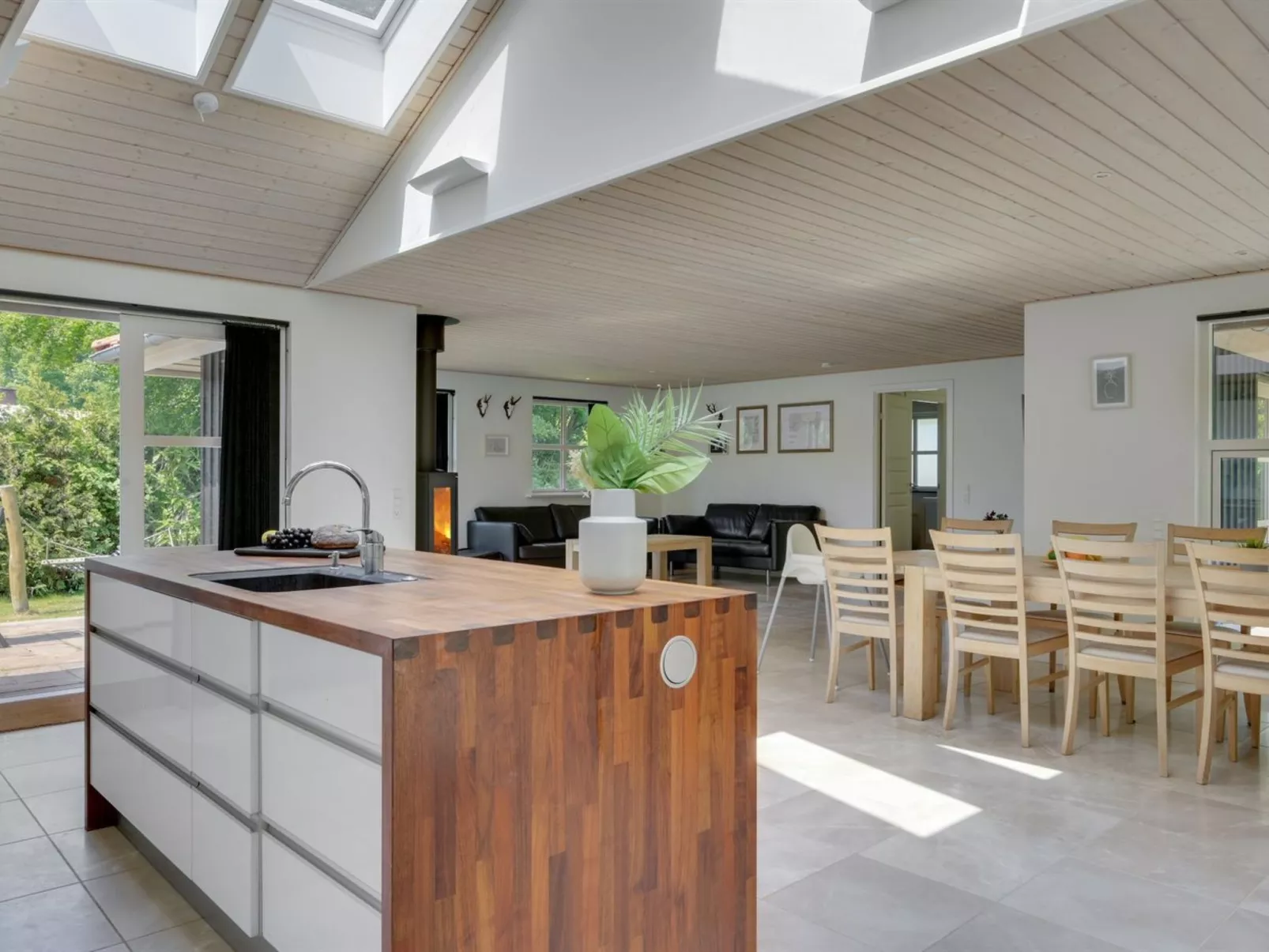 "Elline" - 450m from the sea-Binnen