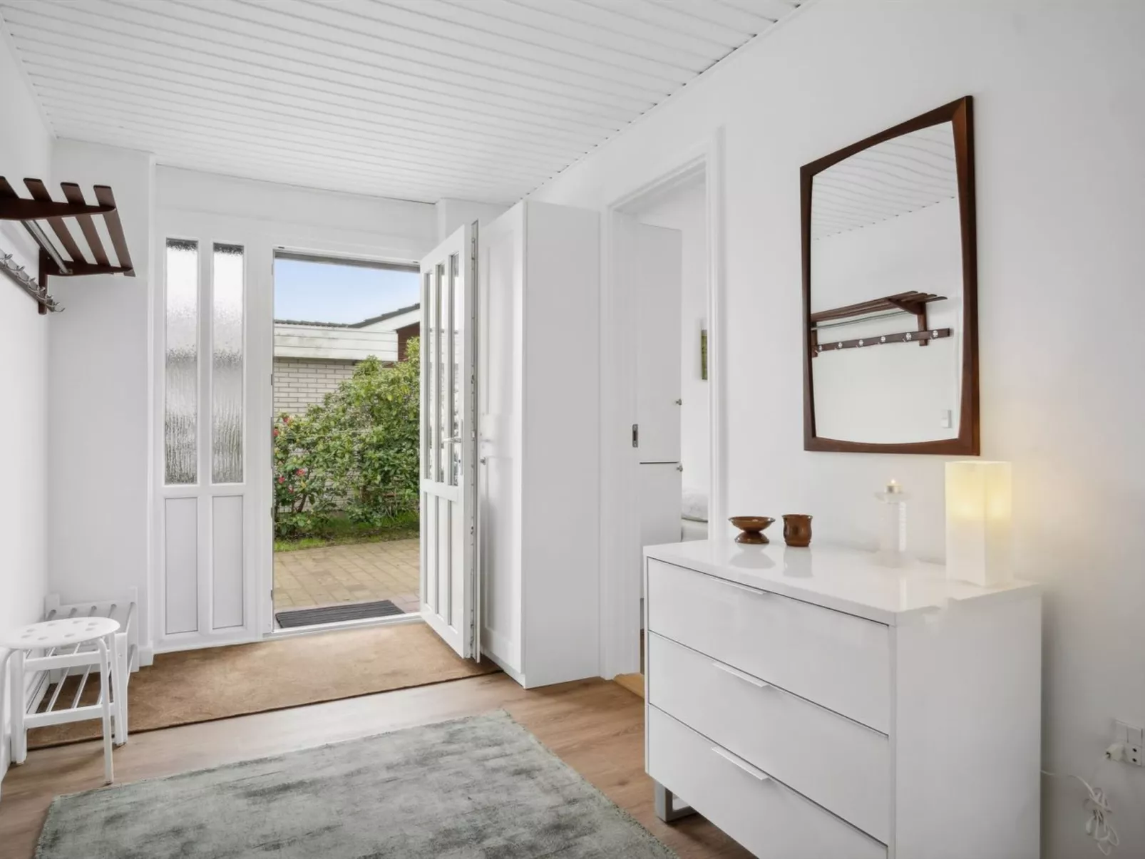 "Mayla" - 50m from the sea-Binnen