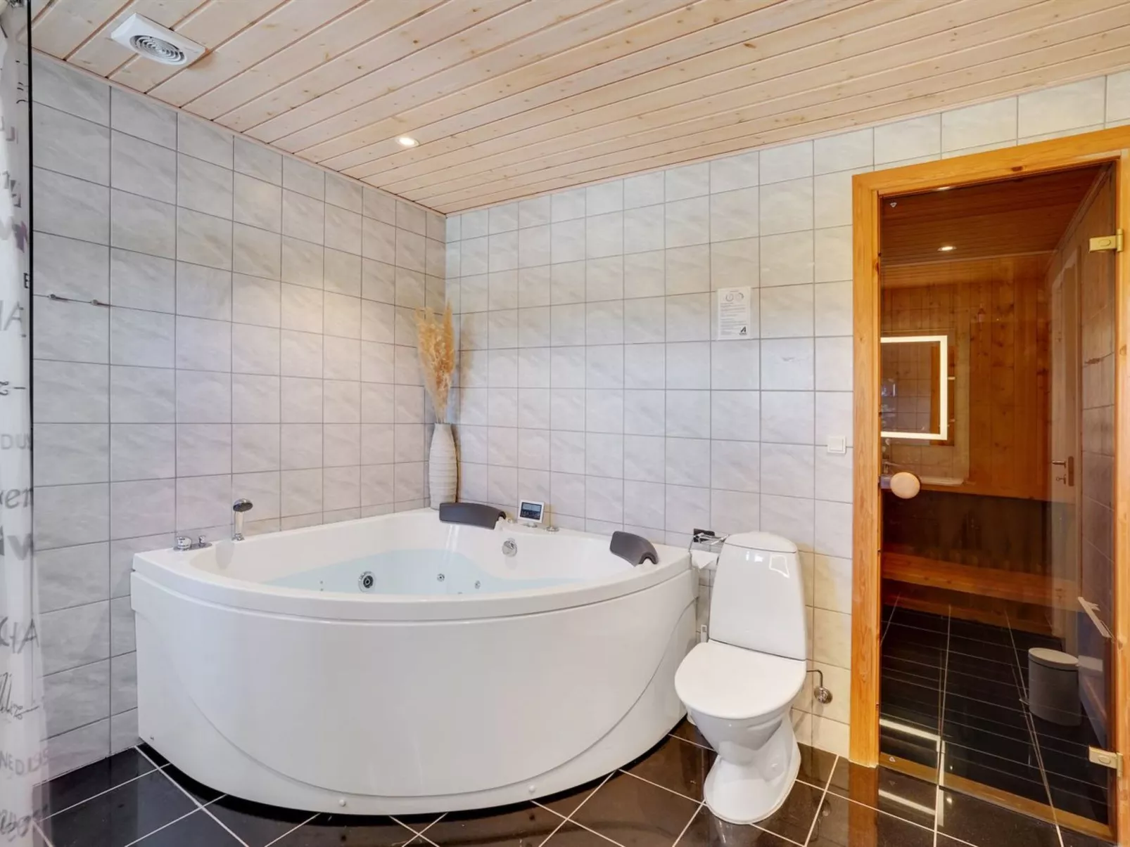 "Eliena" - 500m from the sea-Binnen