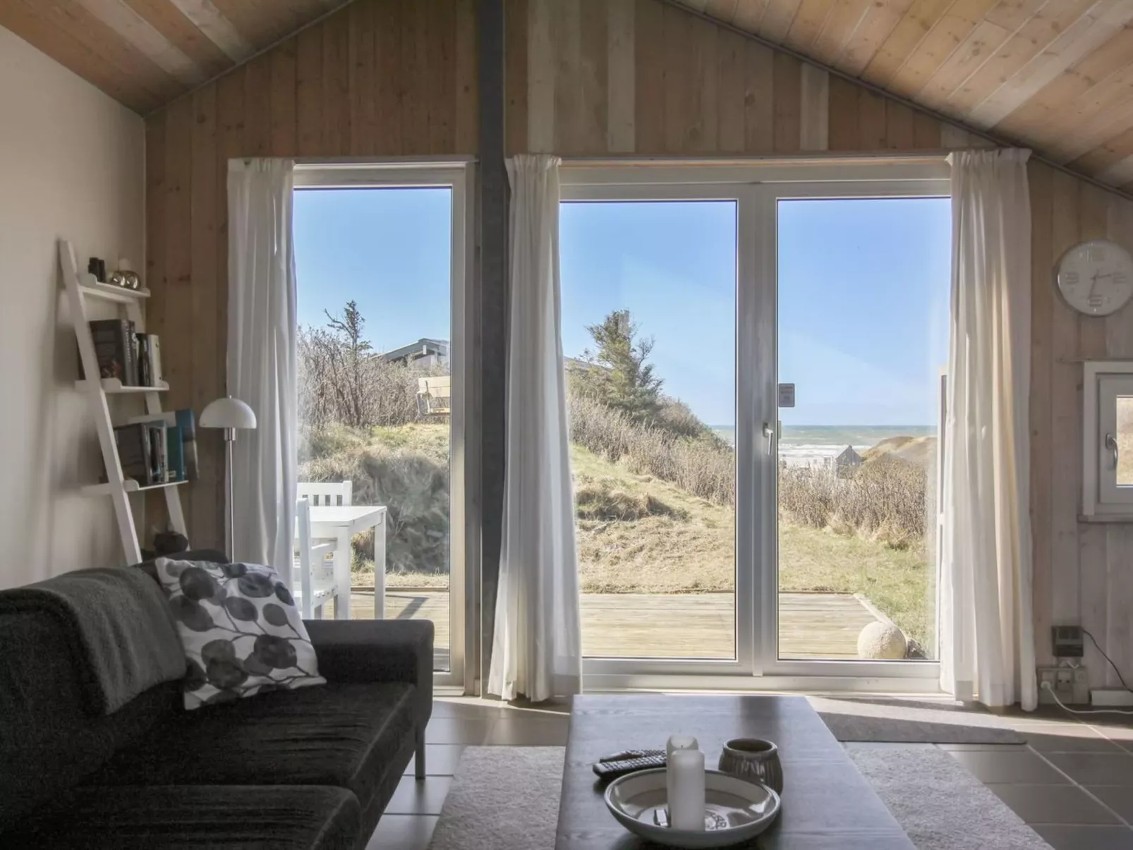 "Doritea" - 50m from the sea-Binnen