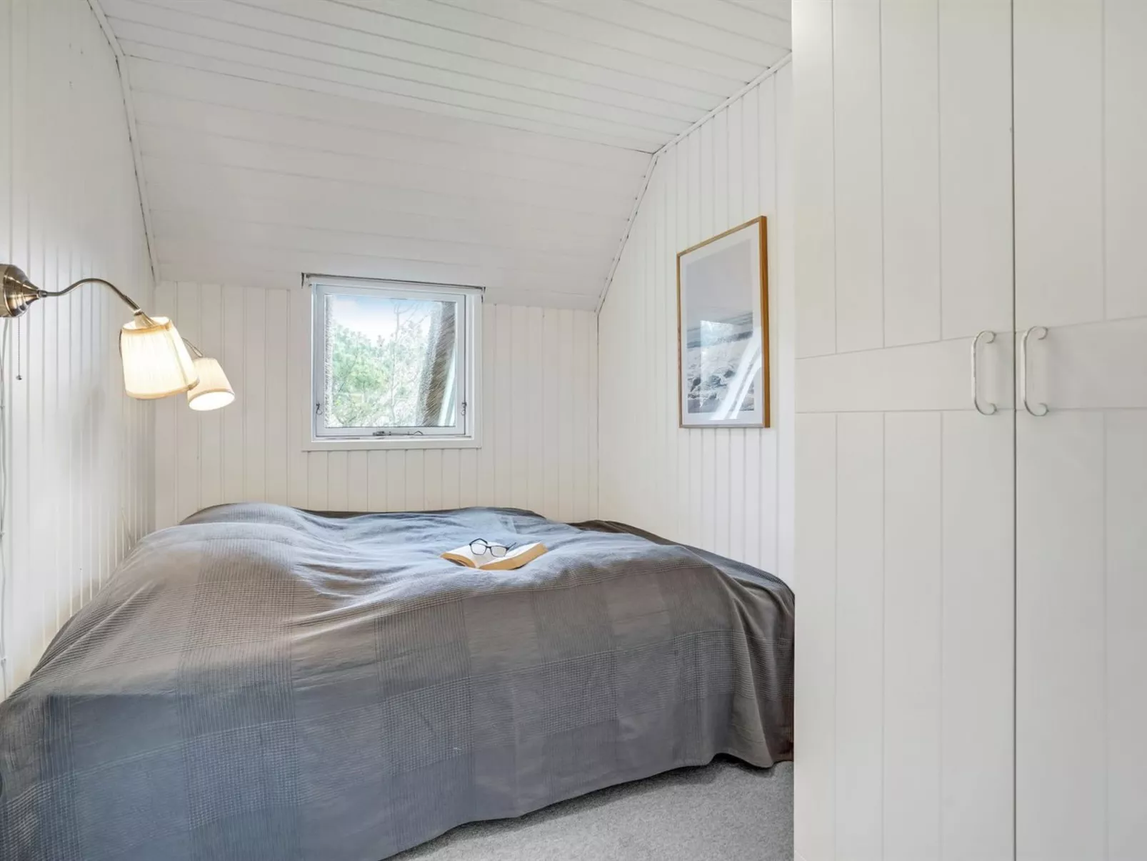 "Edvi" - 1.6km from the sea-Binnen