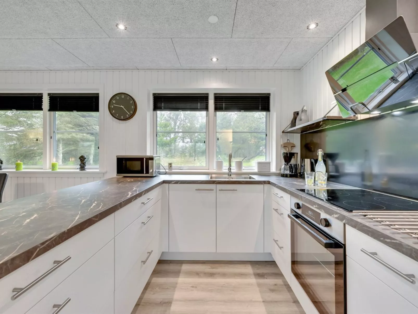 "Øn" -  from the sea-Binnen