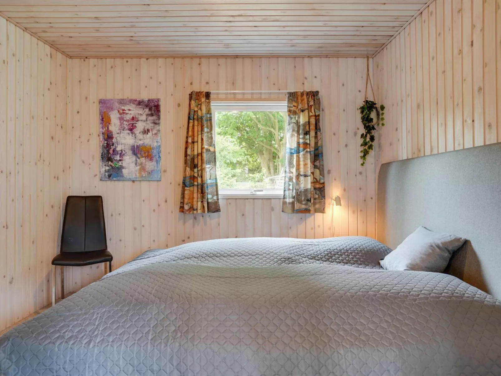 "Sigurd" - 20m from the sea-Binnen