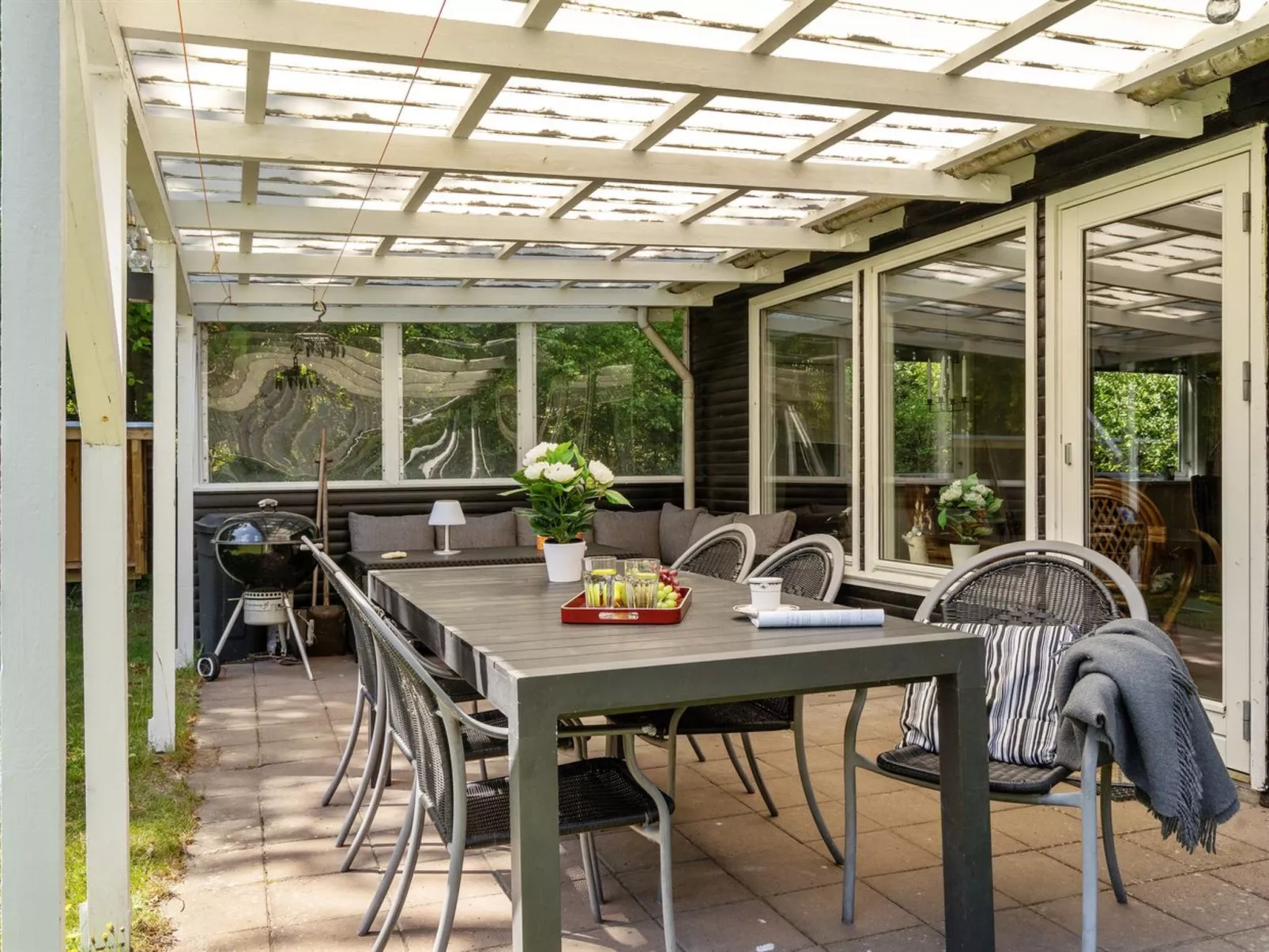 "Ulrike" - 600m to the fjord-Buiten