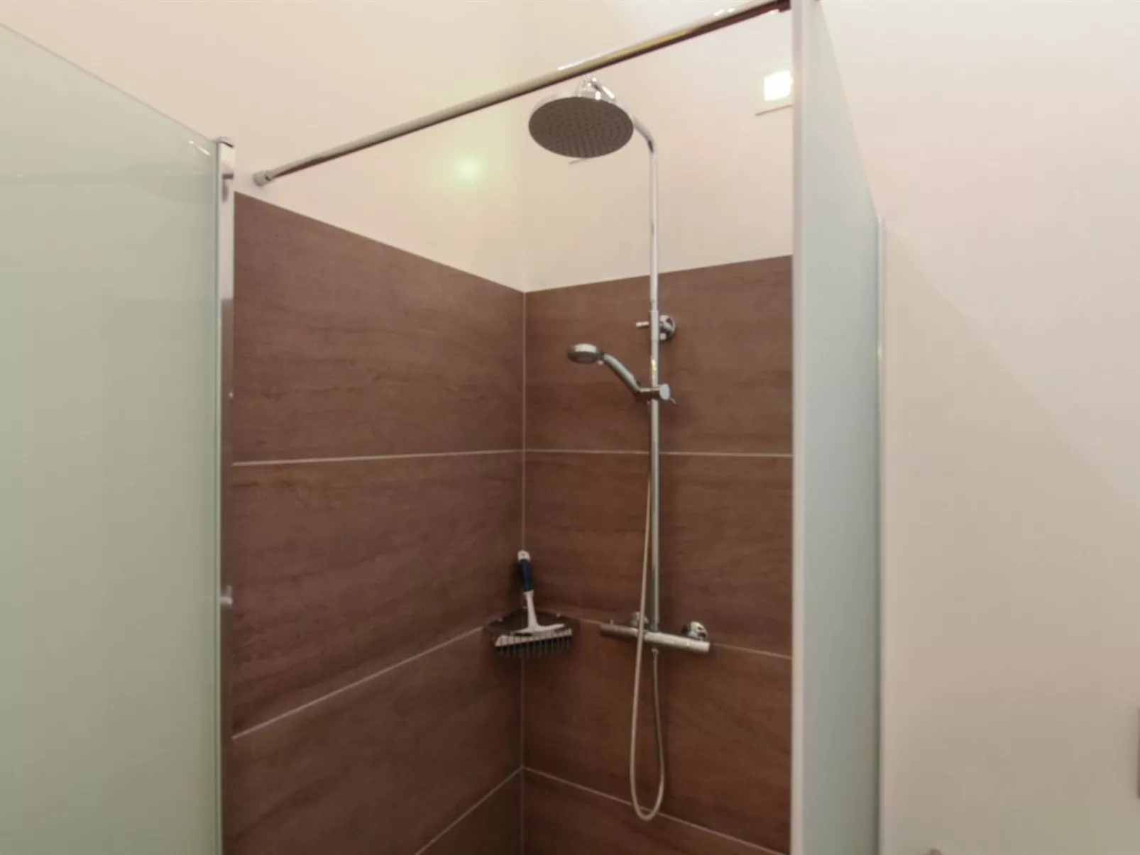 "Antigona" - 250m from the sea-Binnen