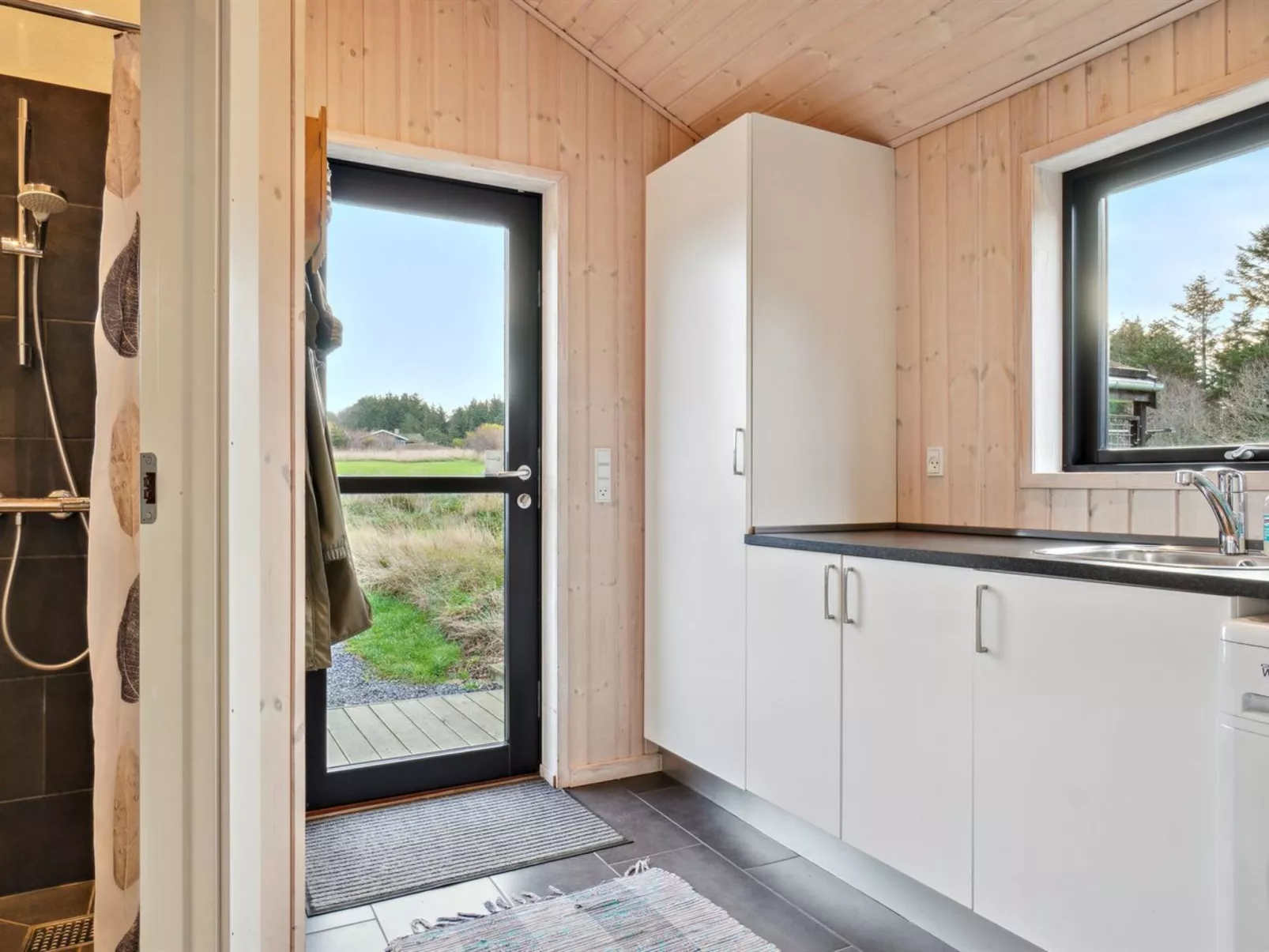 "Dyke" - 1.5km from the sea-Binnen