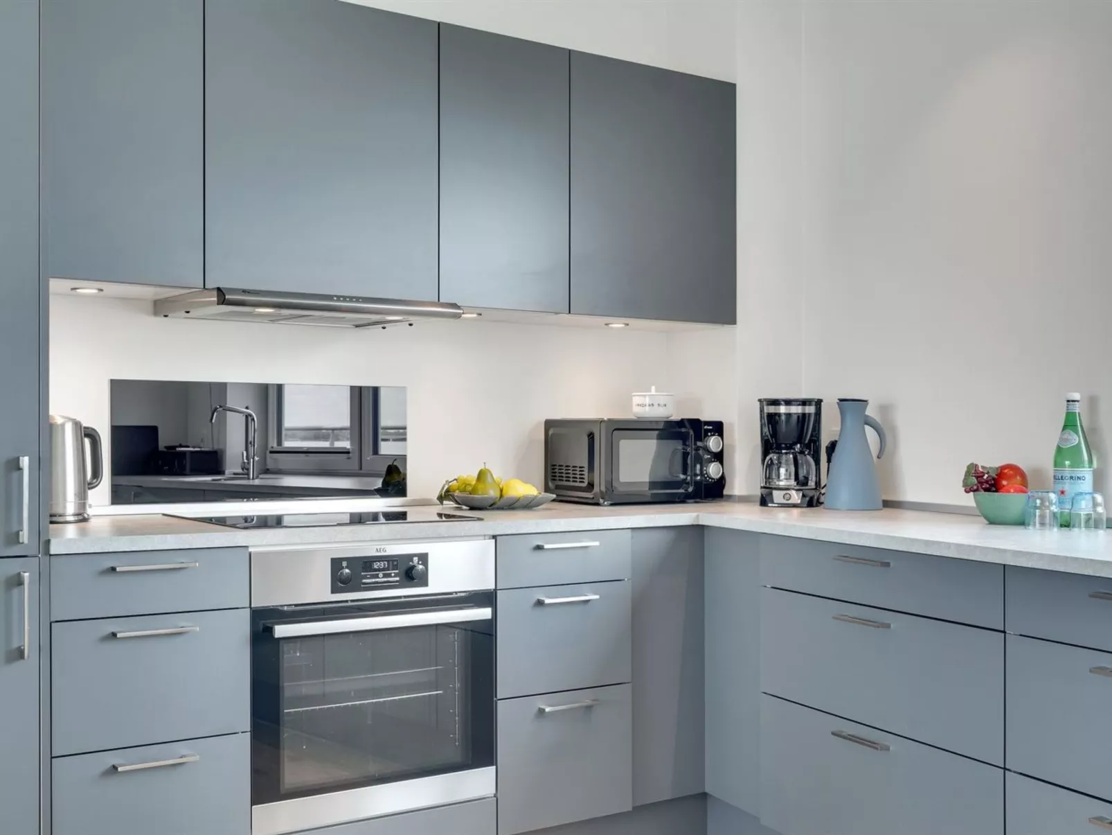 "Geraldine" - 250m from the sea-Binnen