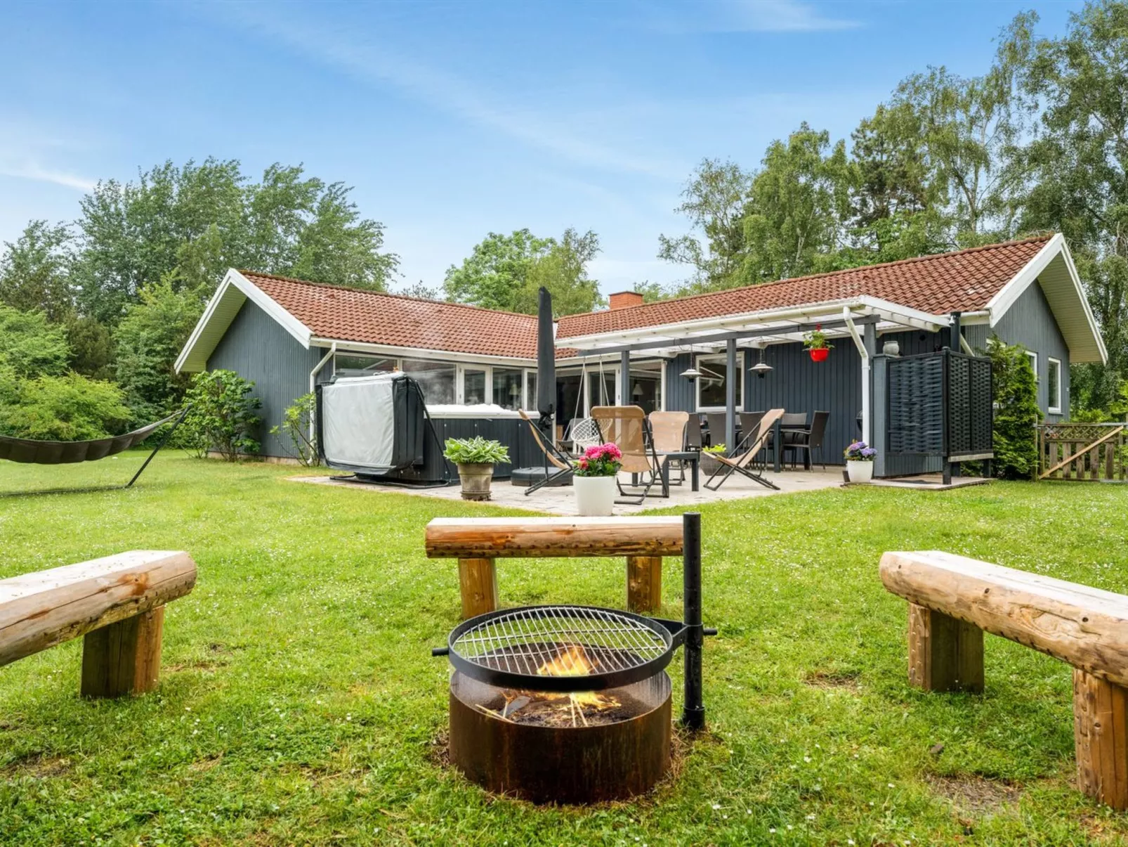 "Sverker" - 300m from the sea-Buiten