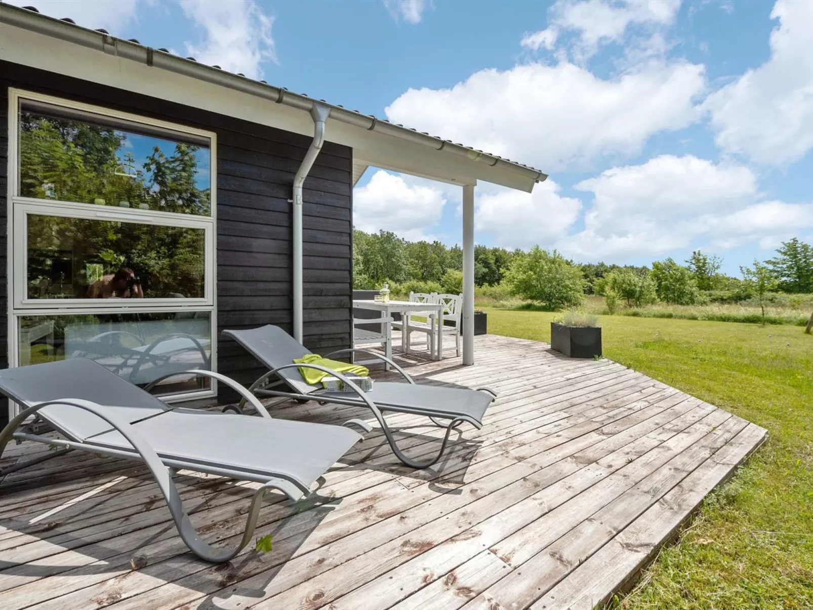 "Estrid" - 30km from the sea-Buiten