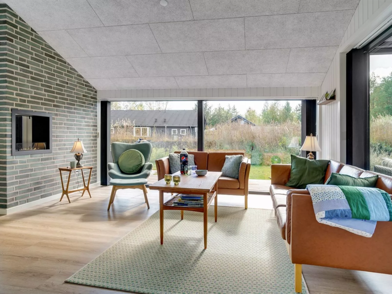 "Sinna" -  from the sea-Binnen