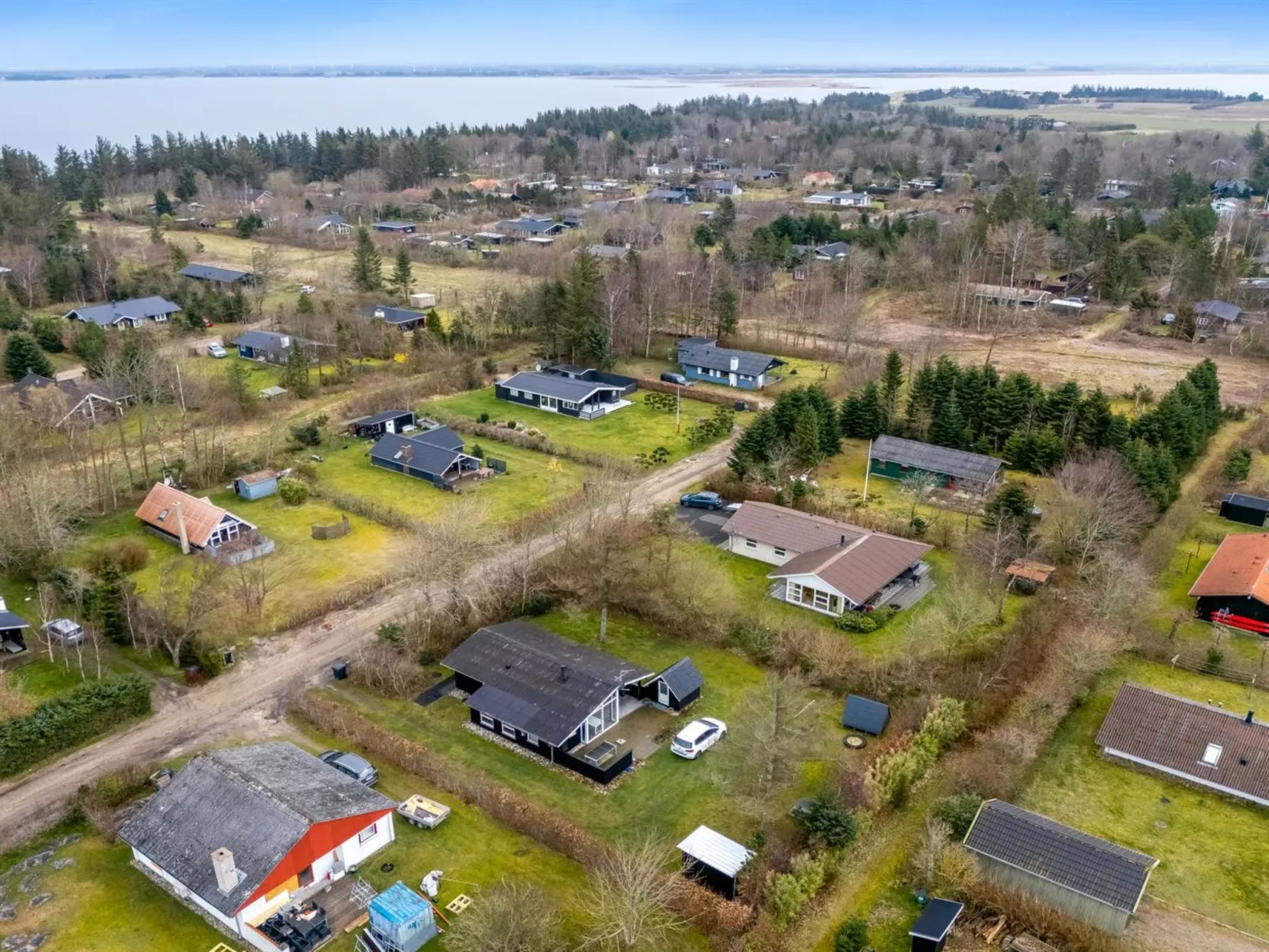 "Raisa" - 200m to the fjord-Buiten