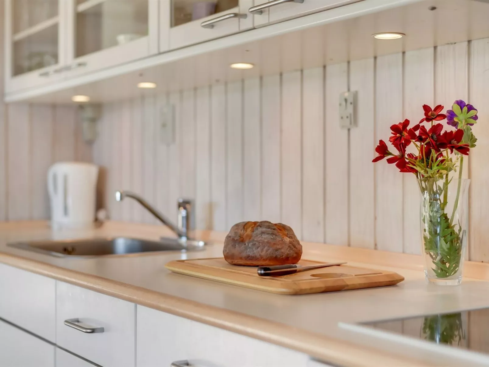 "Naira" - 1.8km from the sea-Binnen