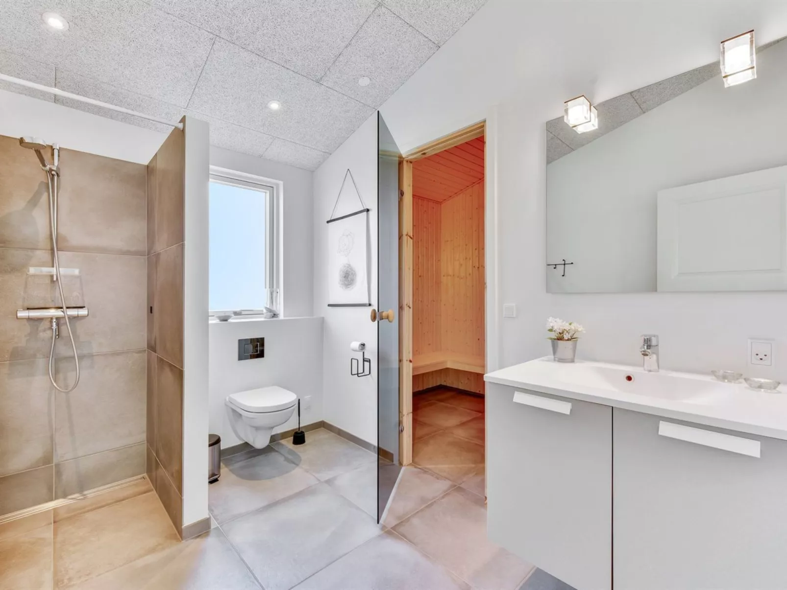 "Lassi" - 950m from the sea-Binnen