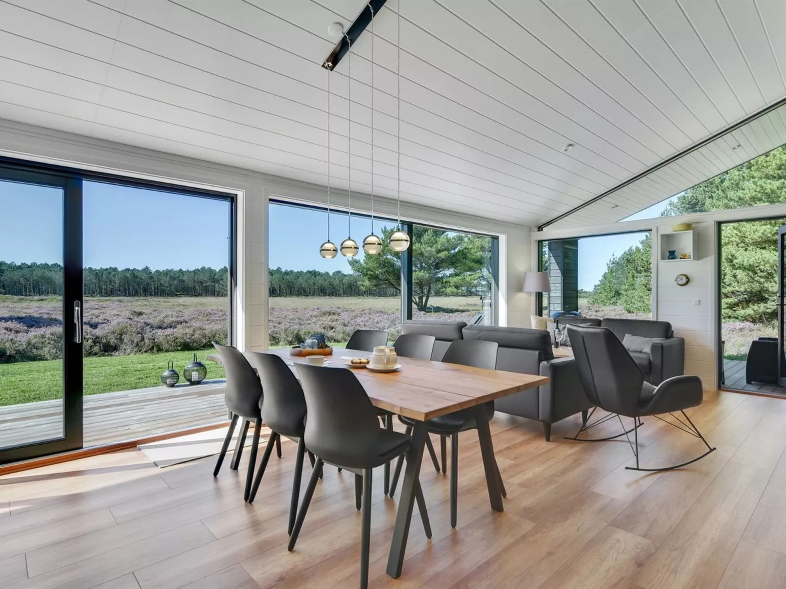 "Tea" - 2.7km from the sea-Binnen